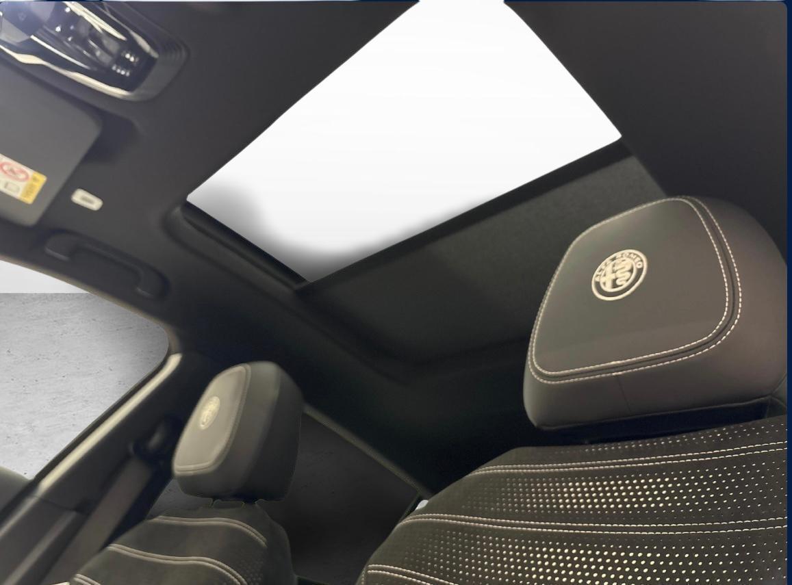 Alfa Romeo Tonale 1.3 Plug-in Hybrid Sport Speciale Launch Q4_9