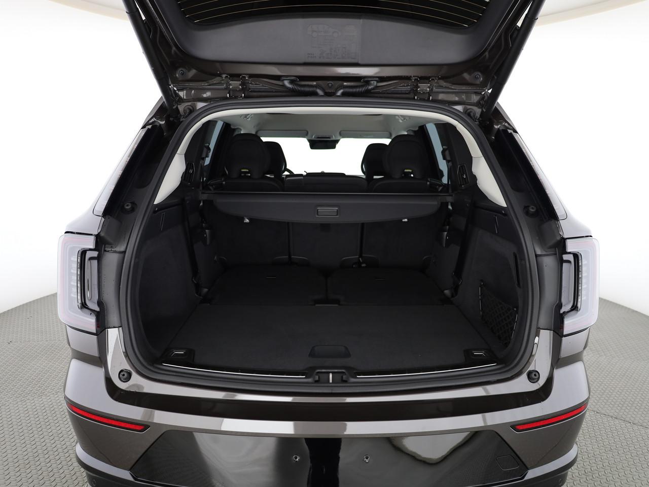 Volvo EX90 Twin Performance Ultra AWD_16