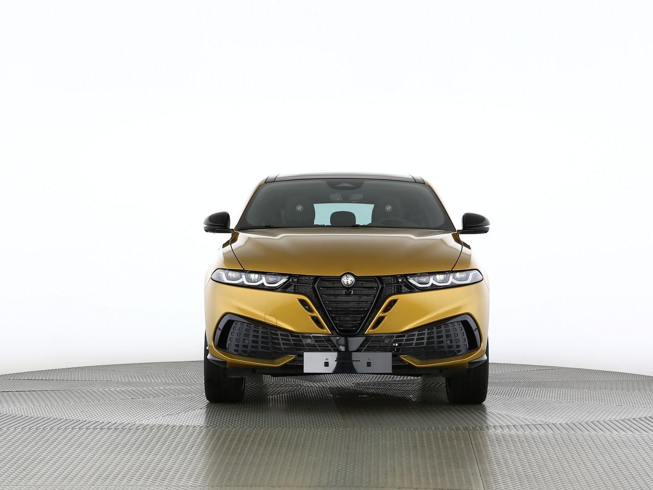 Alfa Romeo Tonale 1.3 Plug-in Hybrid Sport Speciale Launch Q4_5