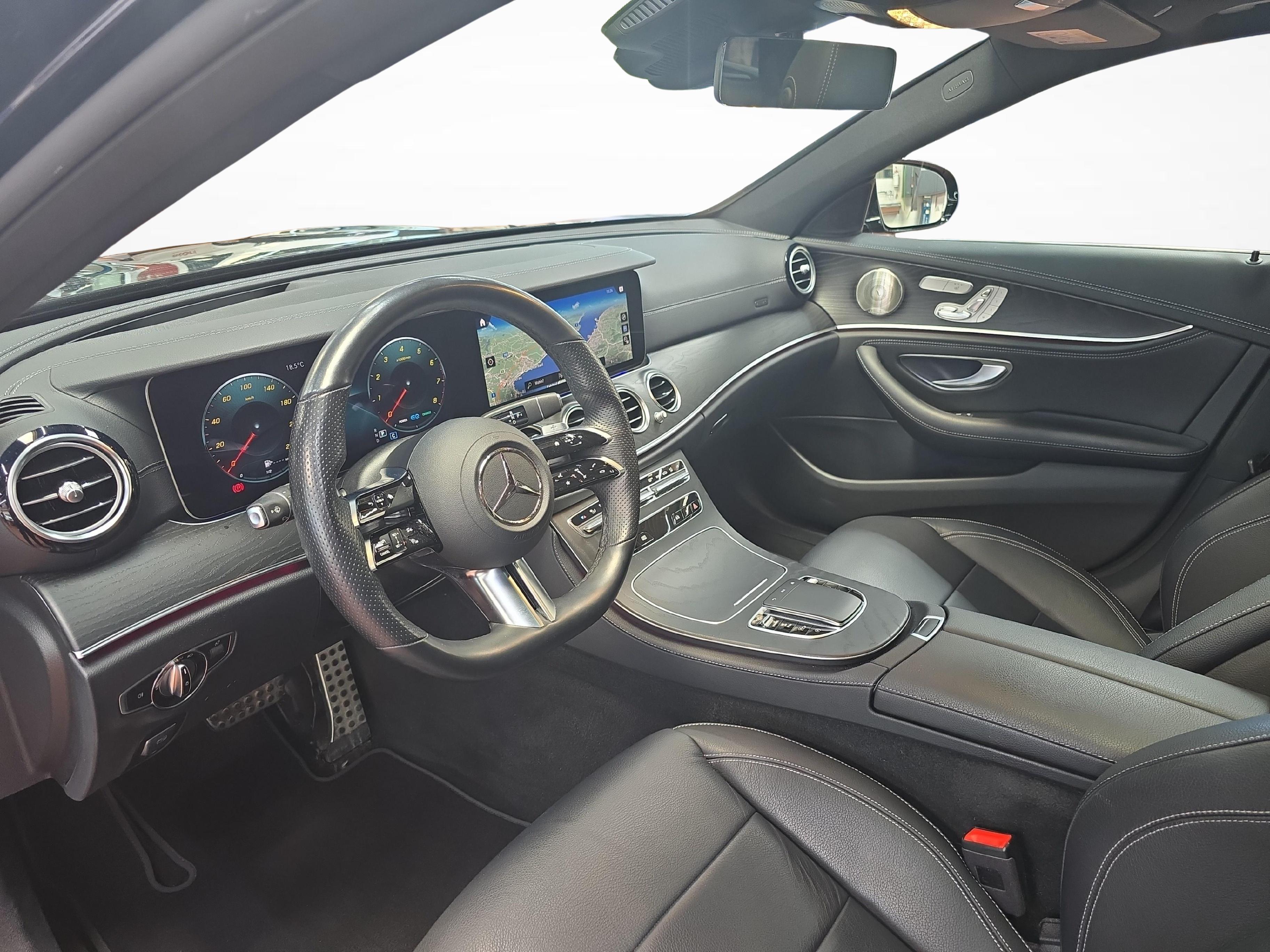 MERCEDES-BENZ E 450 4MATIC T-Modell AMG Line_5