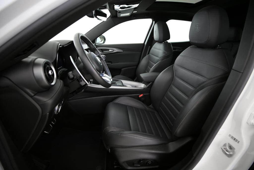 Alfa Romeo Tonale 1.3 Plug-in Hybrid Veloce Q4_4