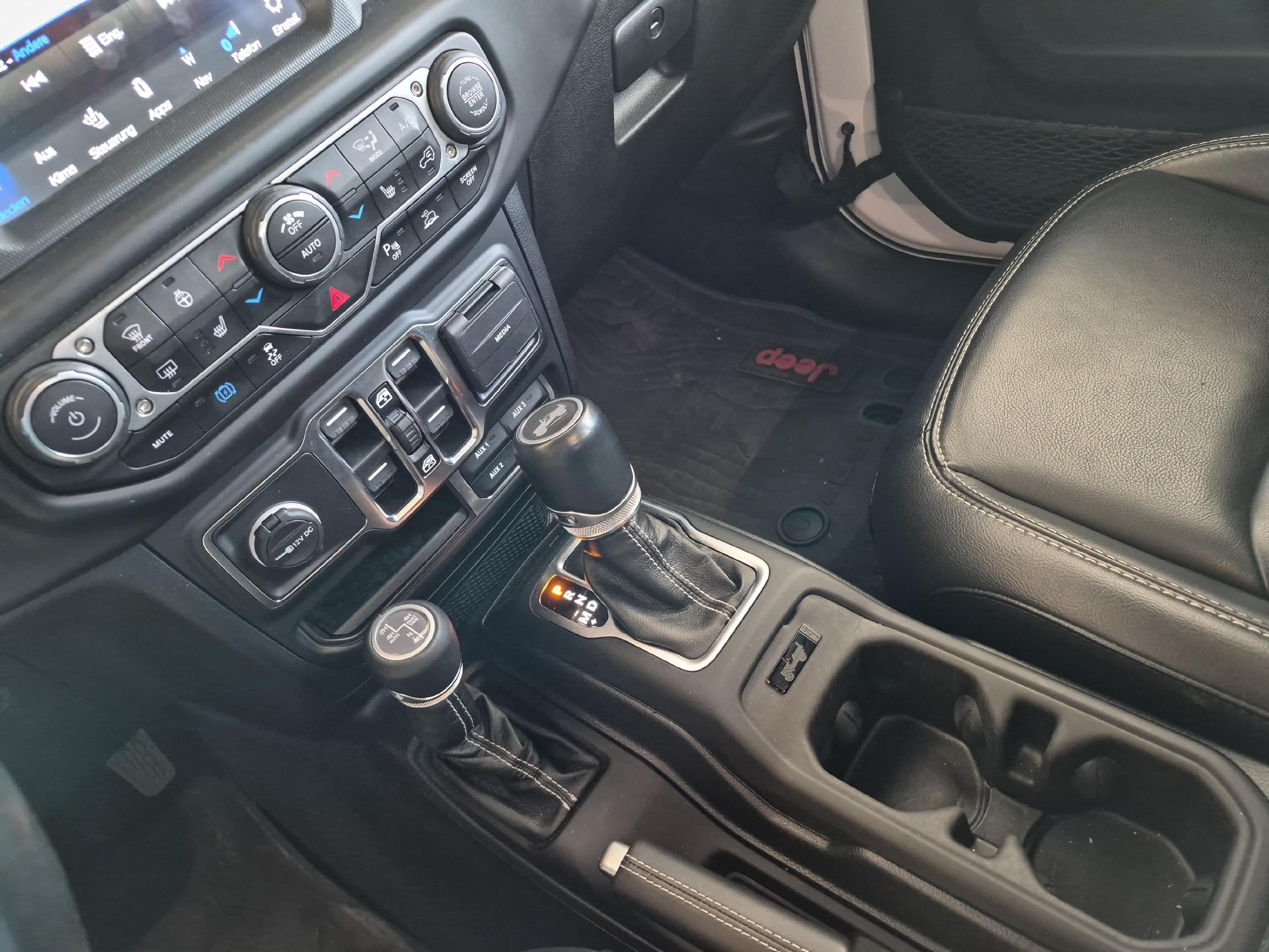 JEEP Wrangler 2.0 Turbo 80th Anniversary / ab 3,99% Leasing bei Abschluss einer Protect Autoversicherung_16