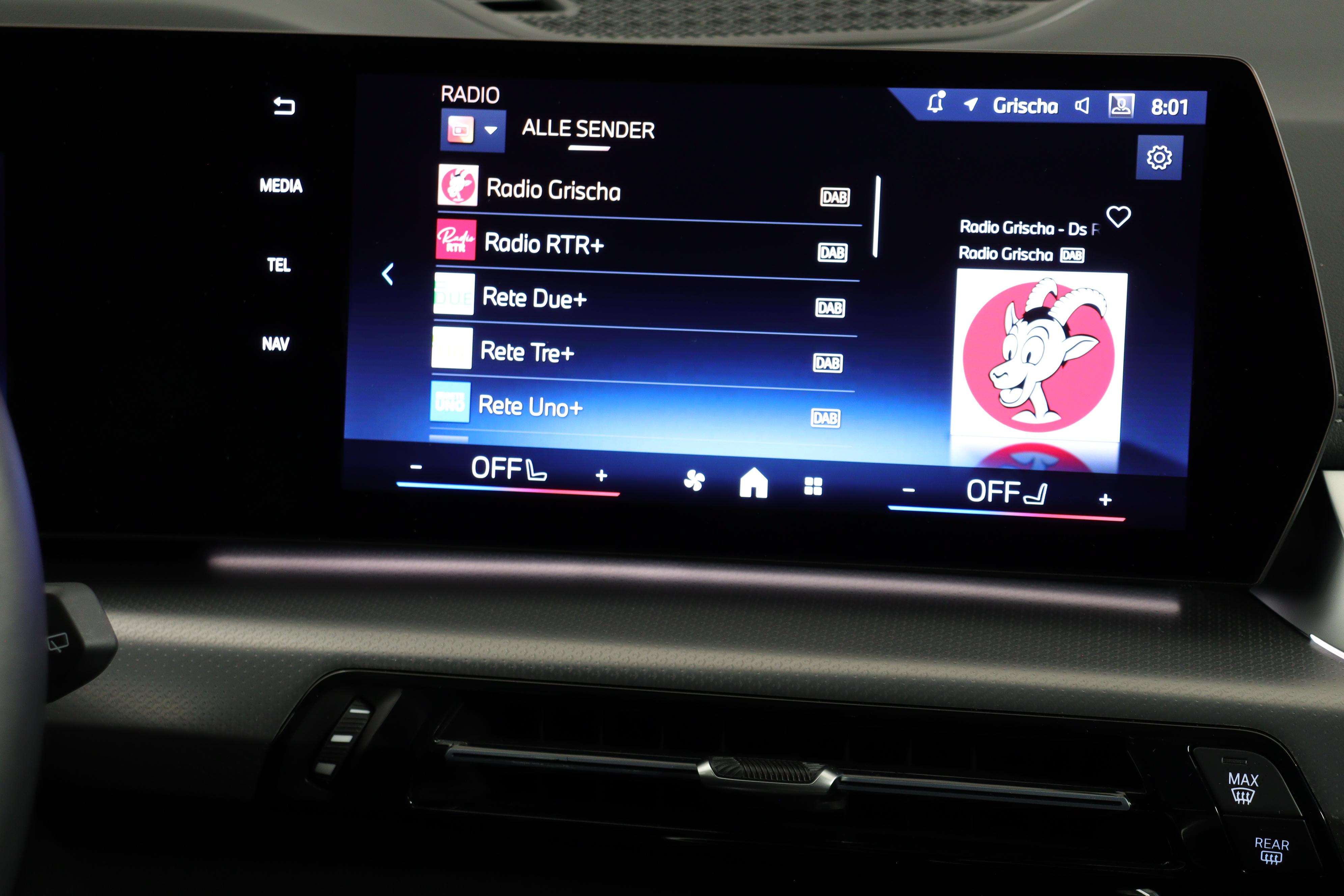 BMW X1 23i xDrive paddles_5