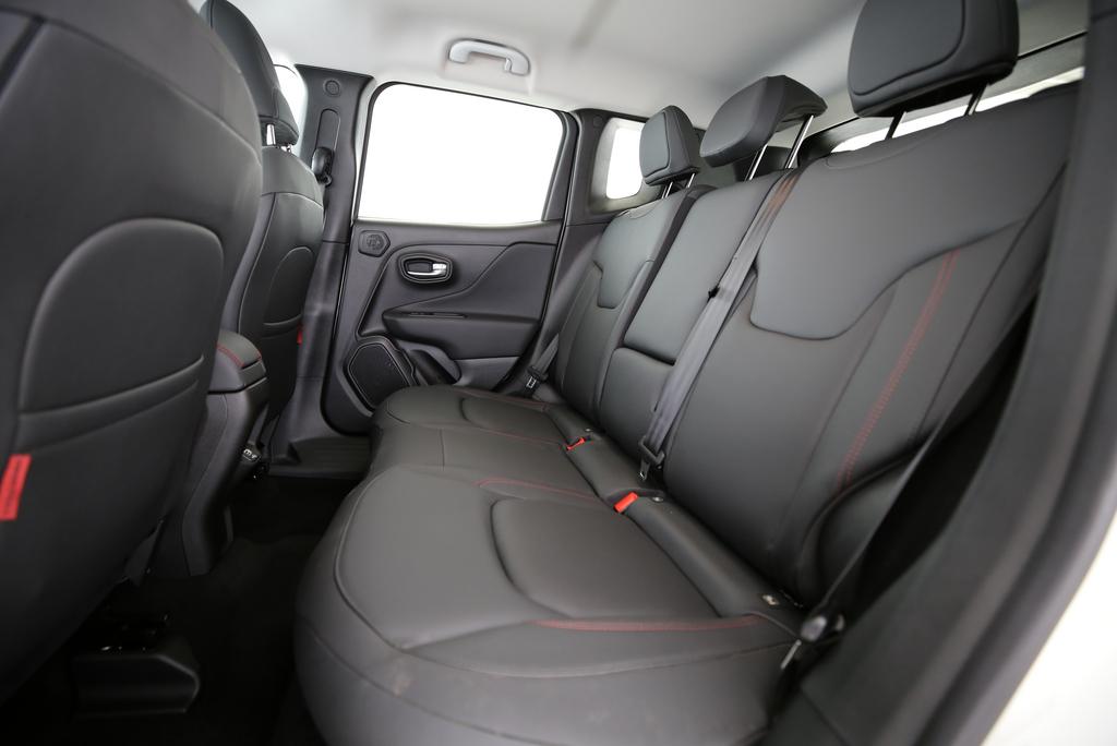 JEEP Renegade 1.3 Trailhawk 4xe_8