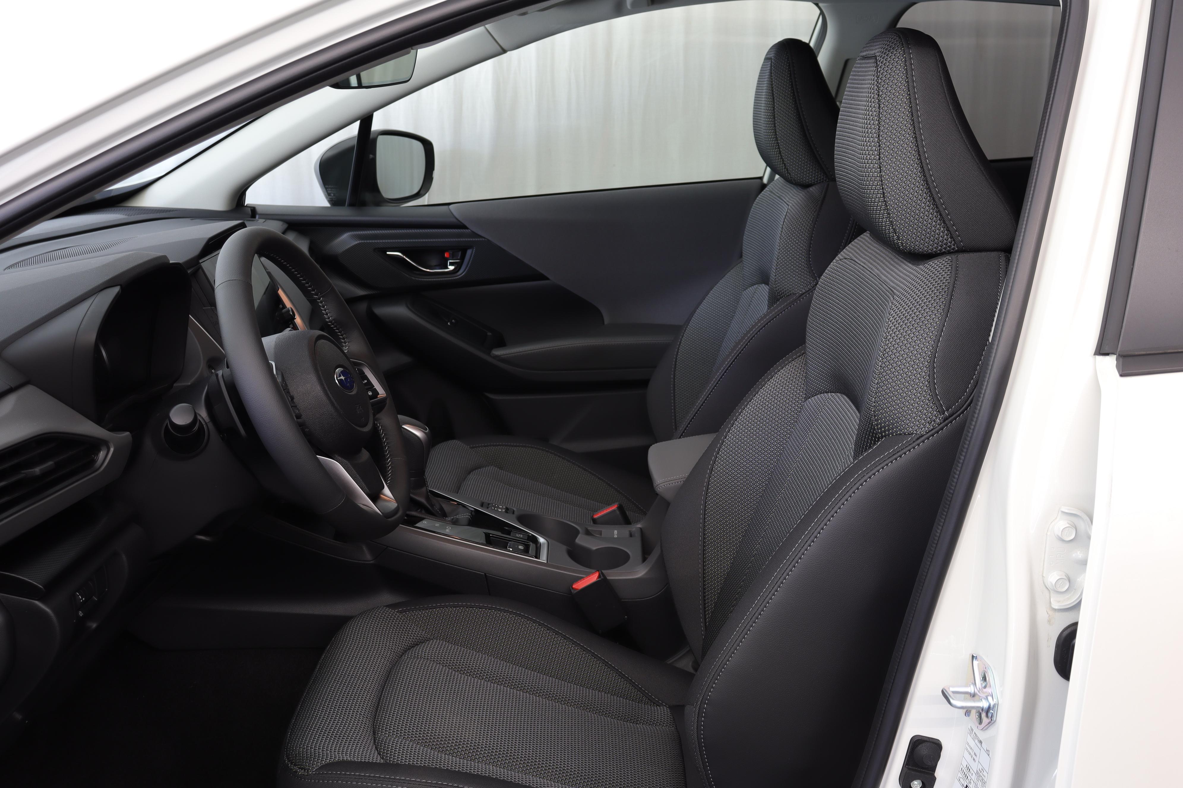 Subaru Crosstrek 2.0i e-Boxer Swiss Plus_2