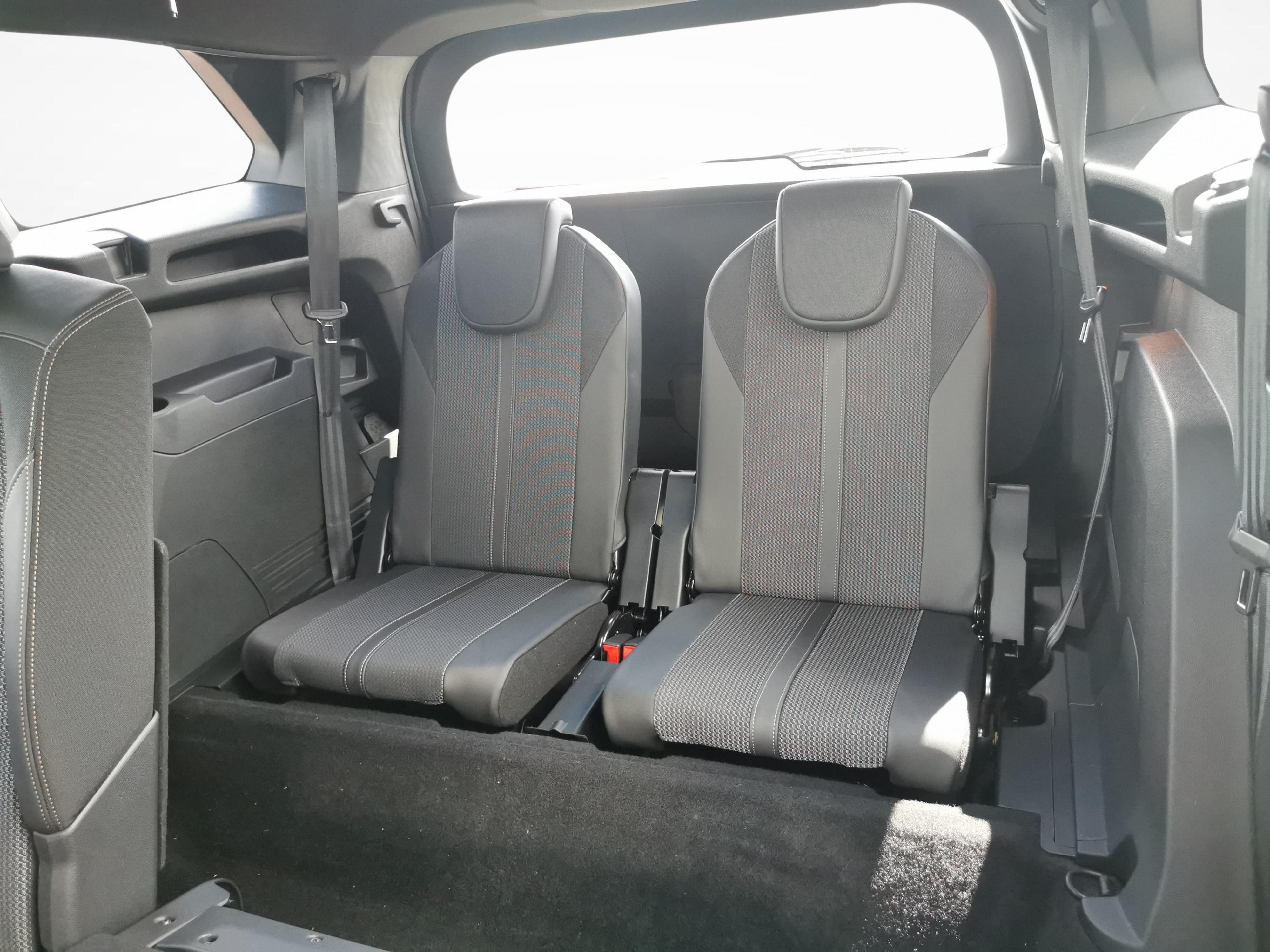 Peugeot 5008 1.2 Hybrid GT_9