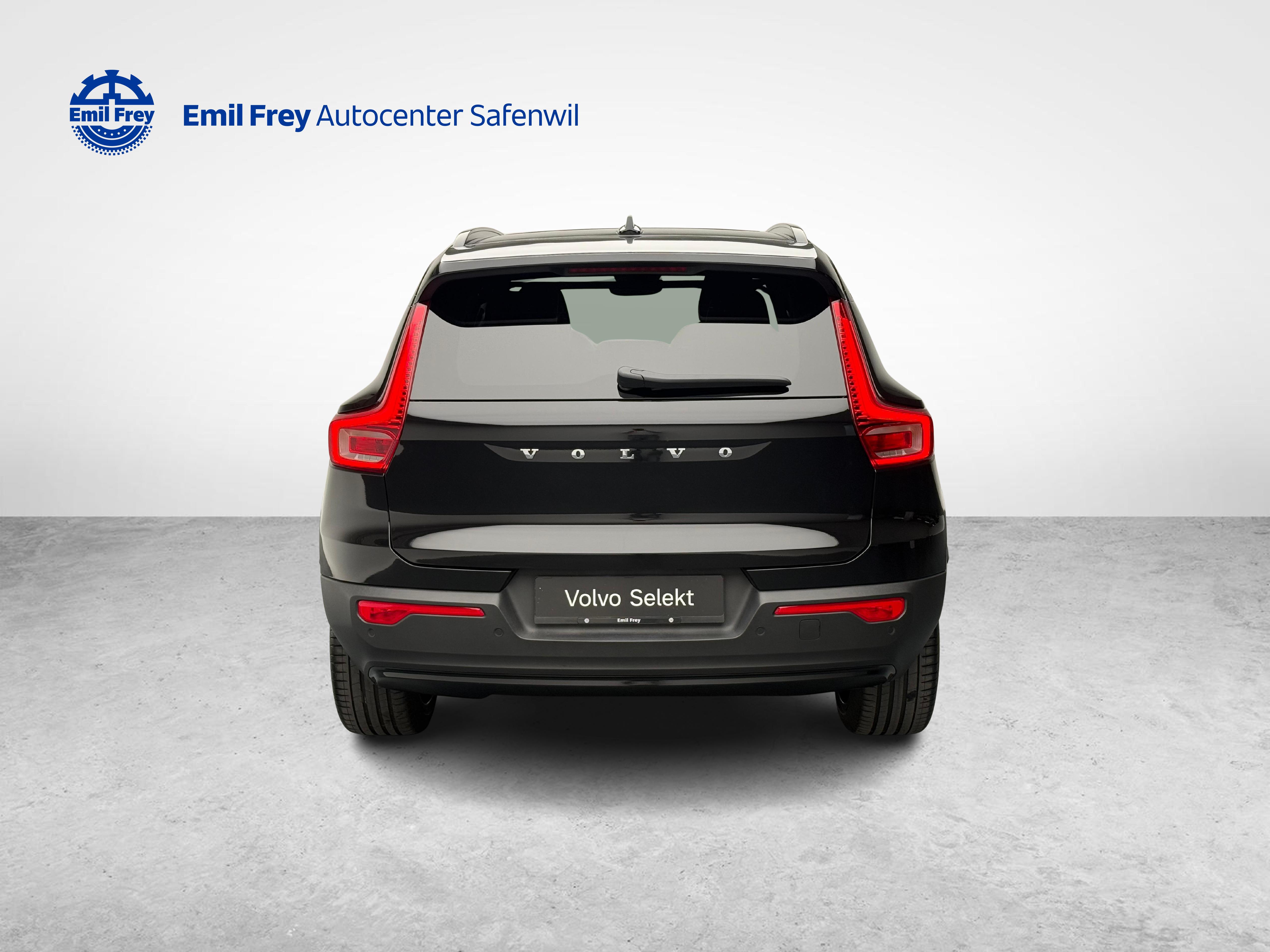 Volvo XC40 P8 Twin R-Design AWD_4