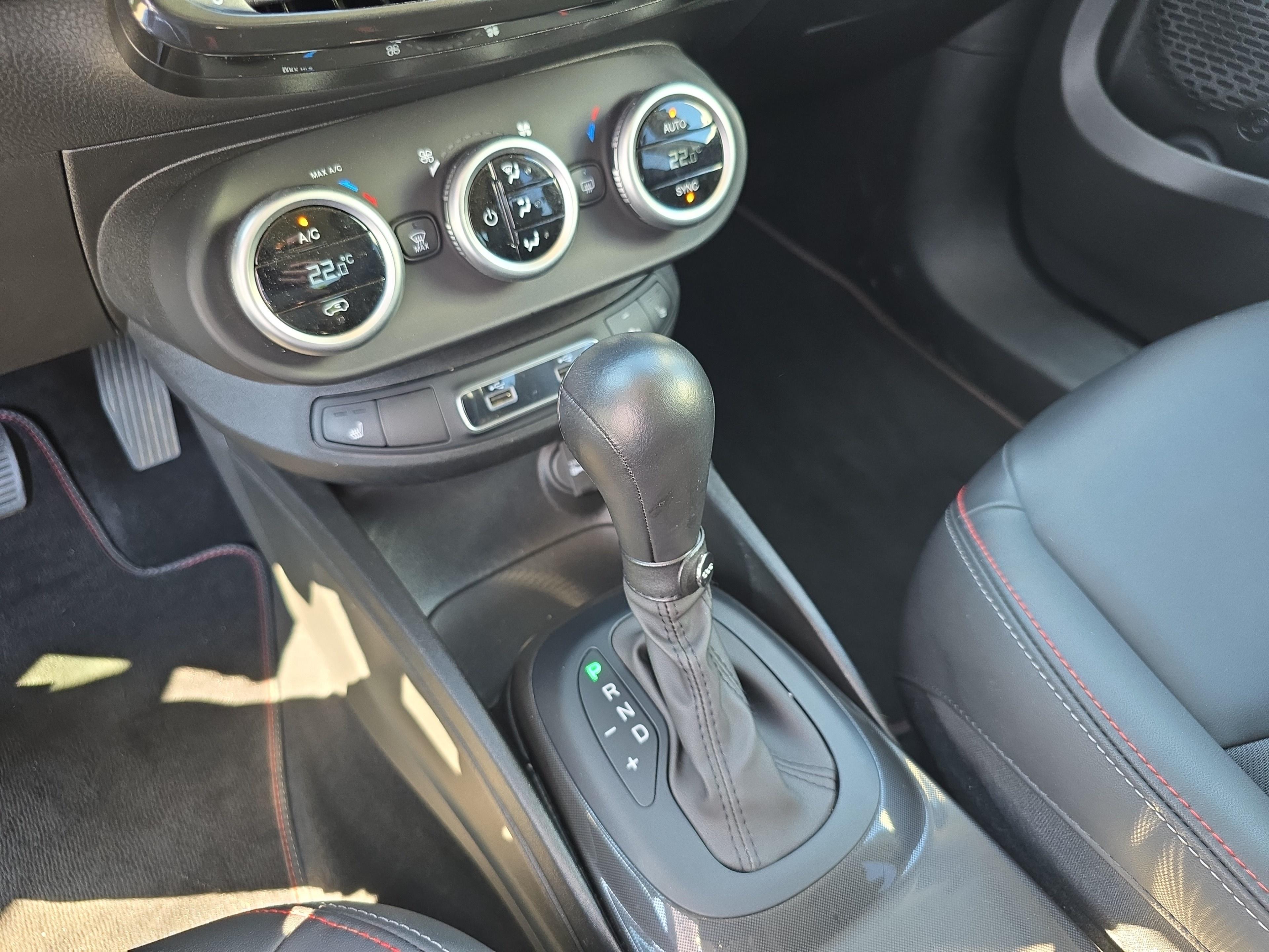 Fiat 500 X 1.5 Hybrid Dolcevita Swiss Edition / ab 3,99% Leasing bei Abschluss einer Protect Autoversicherung_16