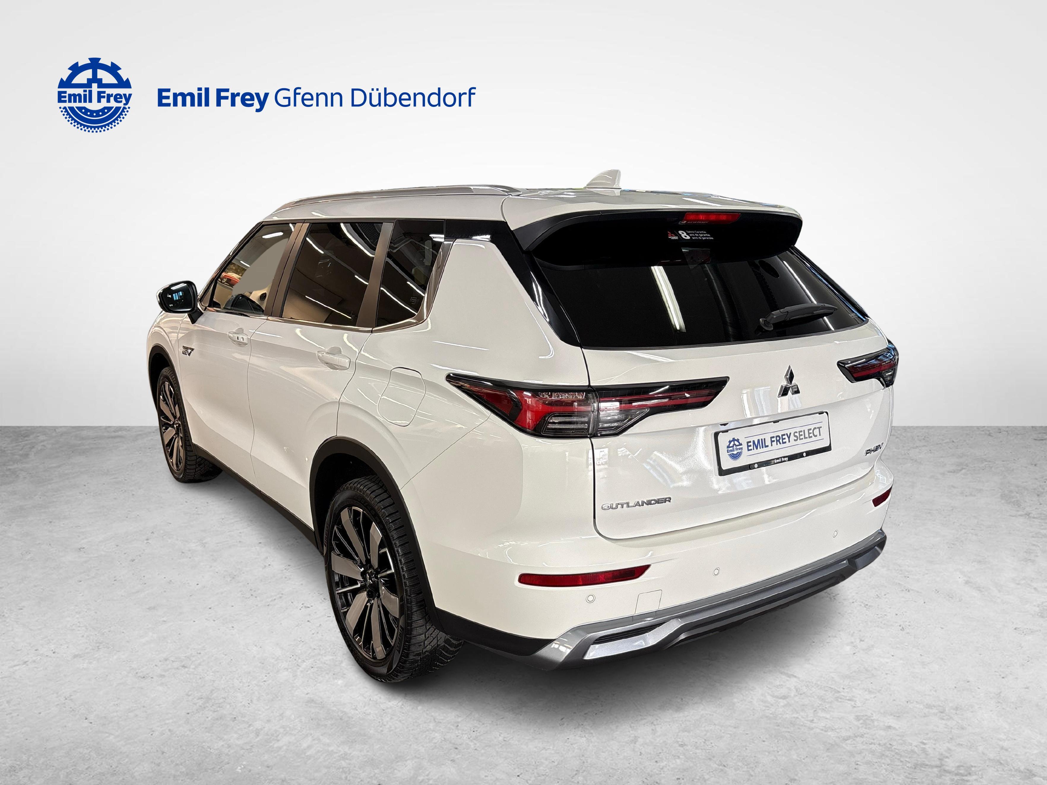 Mitsubishi Outlander 2.4 PHEV Intense 4x4_4