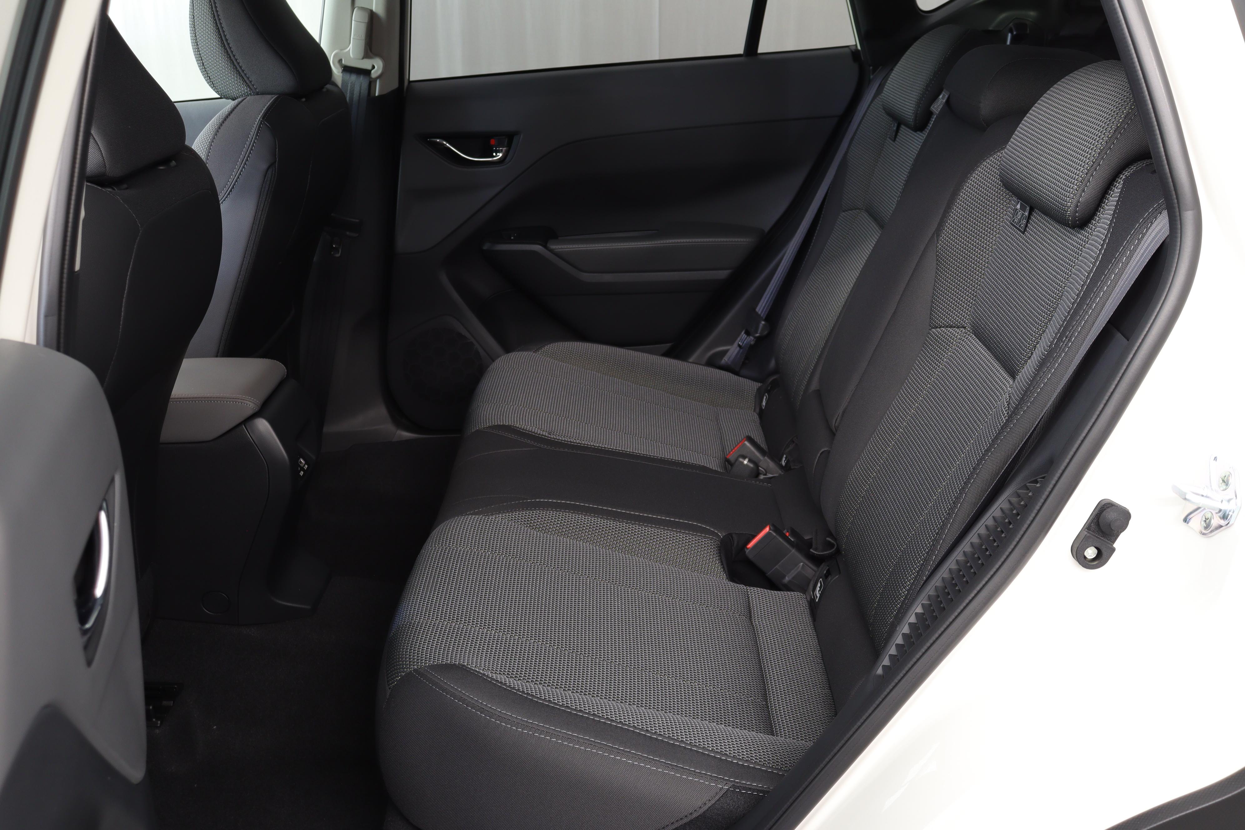 Subaru Crosstrek 2.0i e-Boxer Swiss Plus_3