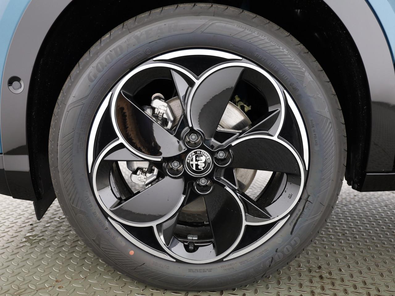 Alfa Romeo Junior 1.2 Ibrida Q4_21