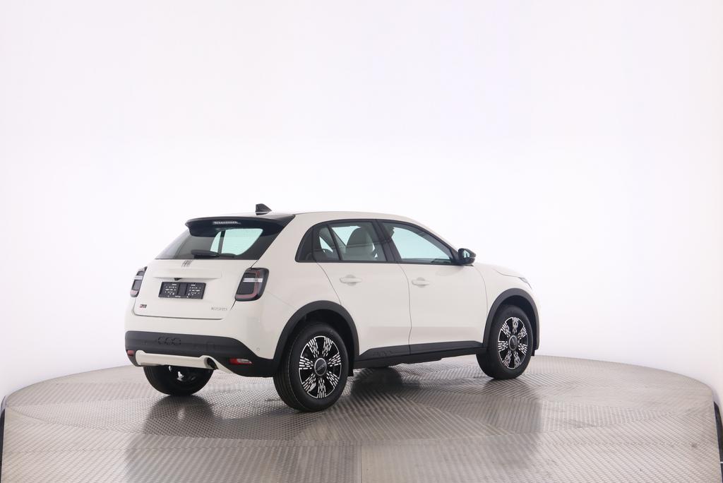 Fiat 600 1.2 Hybrid Icon Swiss Edition_11