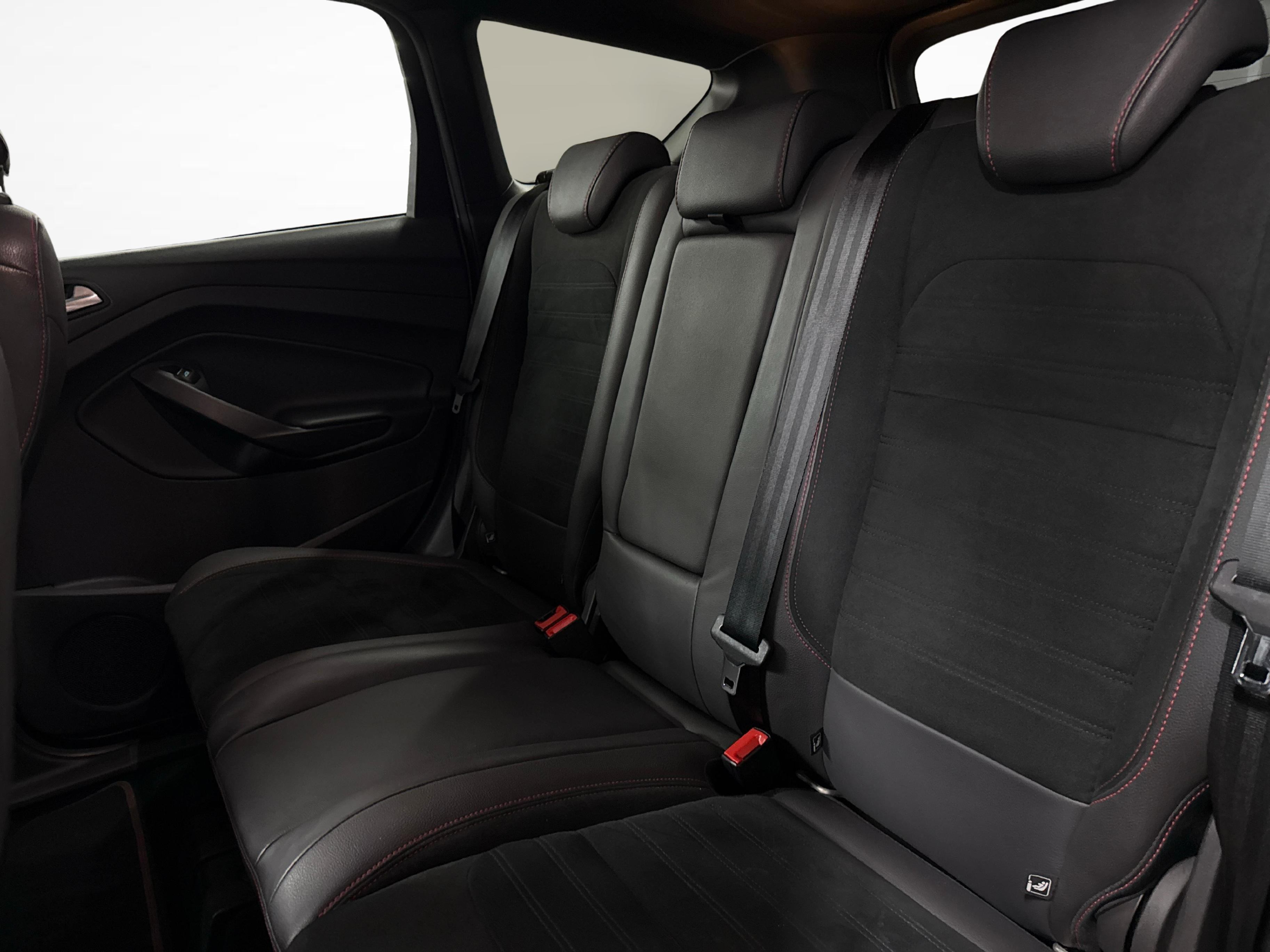 Ford Kuga 2.0 TDCi 150 ST-Line FPS_11