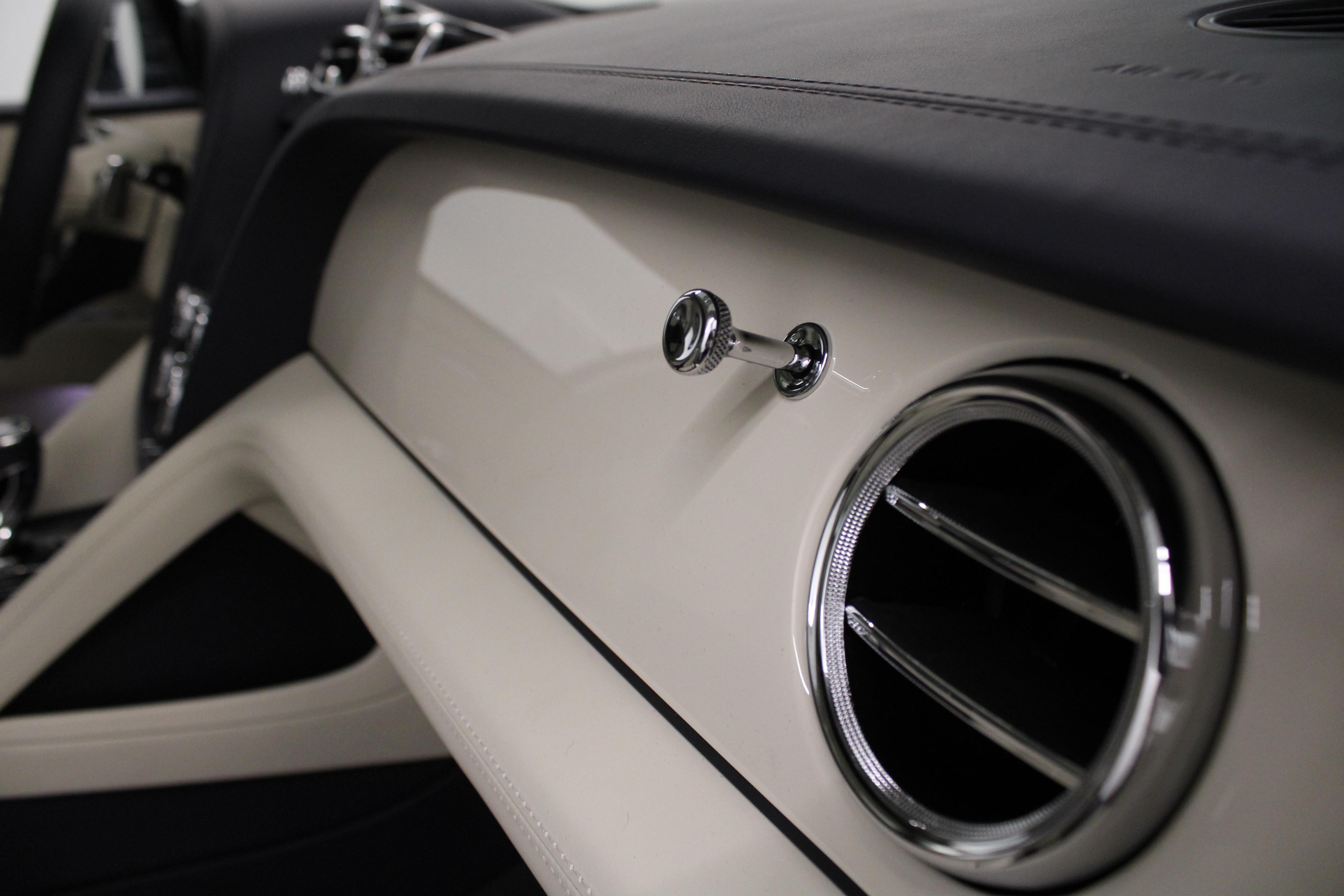 Bentley Bentayga 4.0 V8 Atelier Edition_18