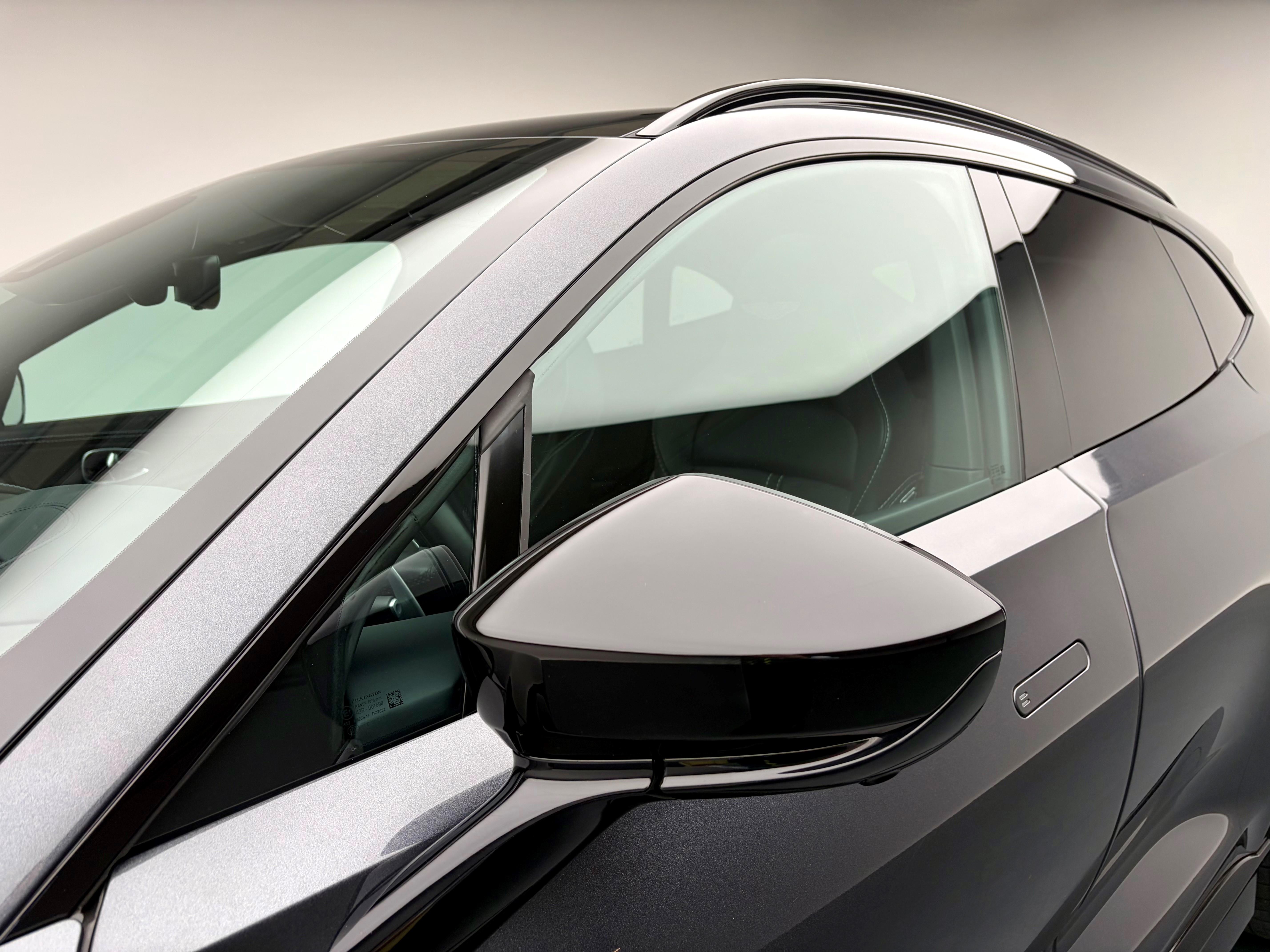 Aston Martin DBX 707 4.0 V8 Bi-Turbo_21