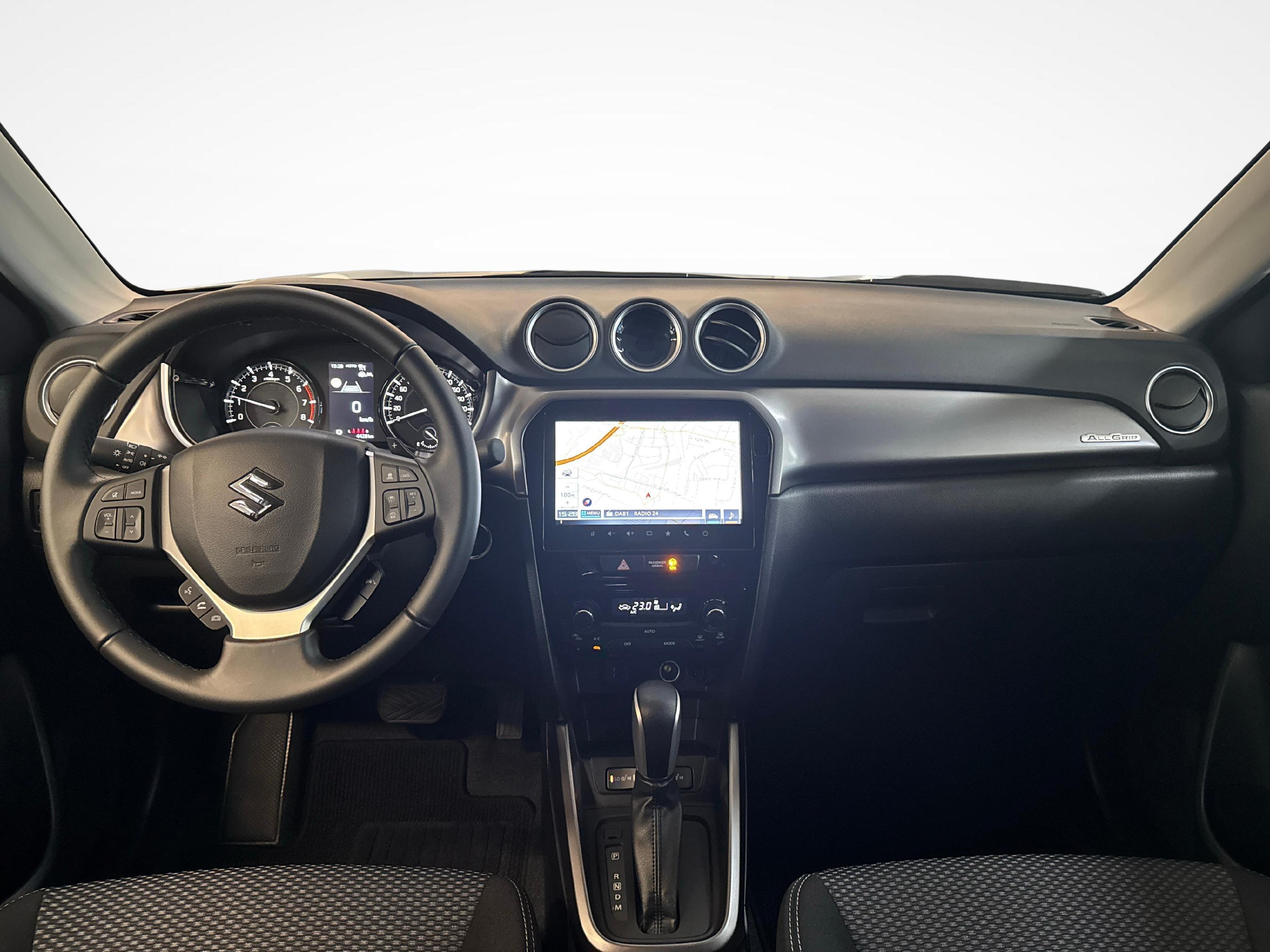 Suzuki Vitara 1.4 T Compact+ Hybrid 4x4_14
