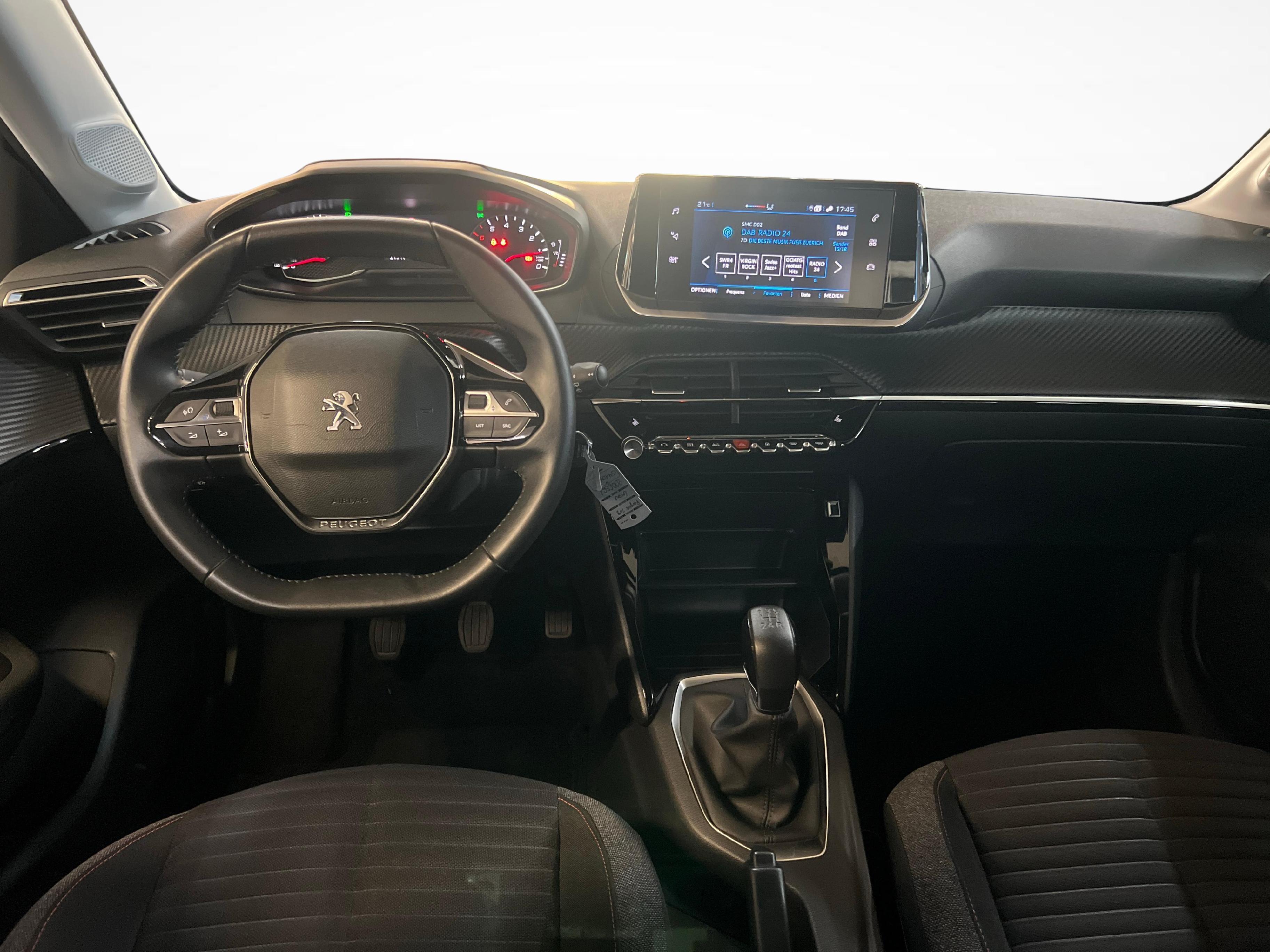 Peugeot 208 1.2 PureTech Active Pack_8