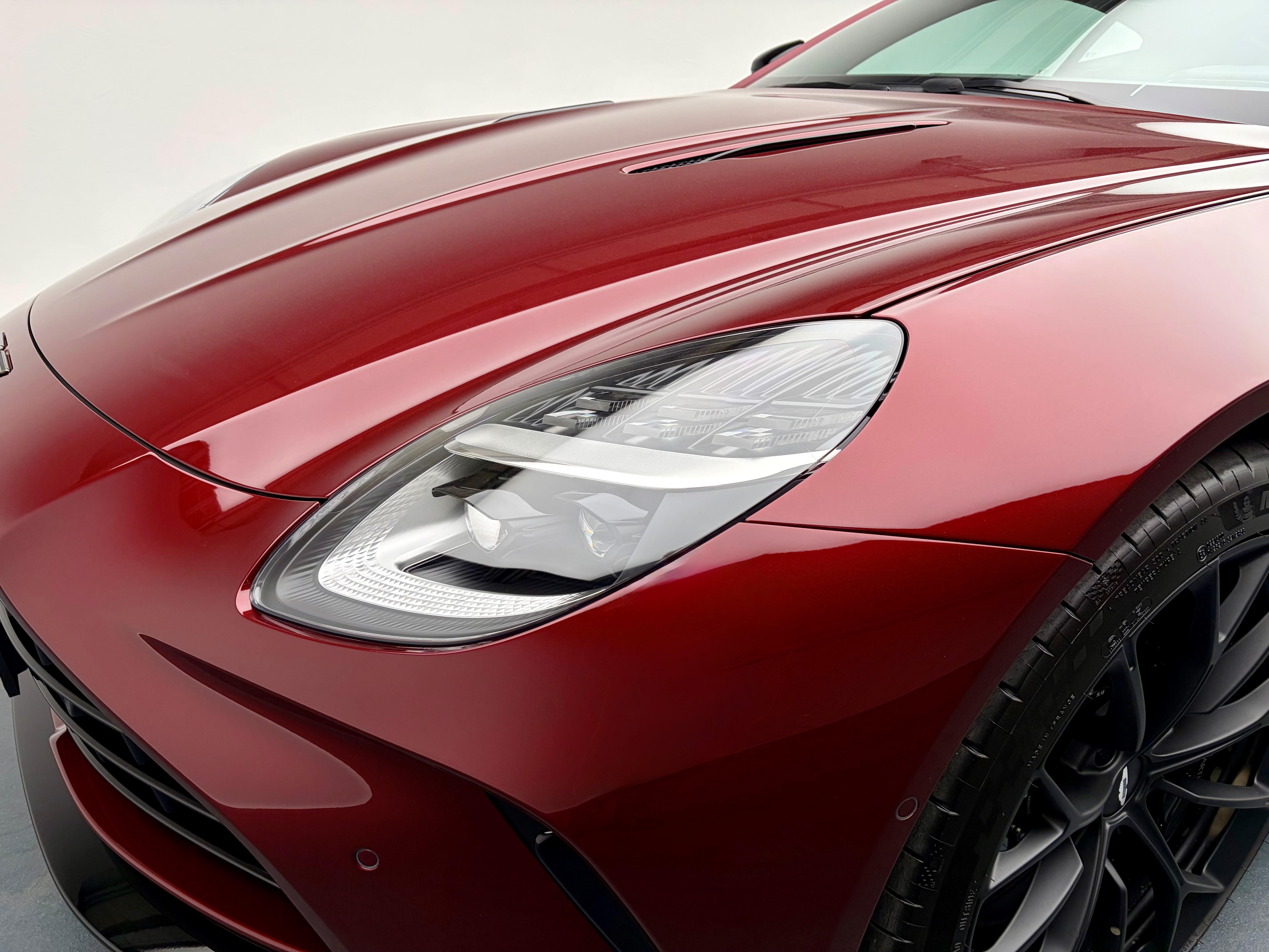 Aston Martin V8 Vantage Coupé 4.0 S V8 Bi-Turbo_20