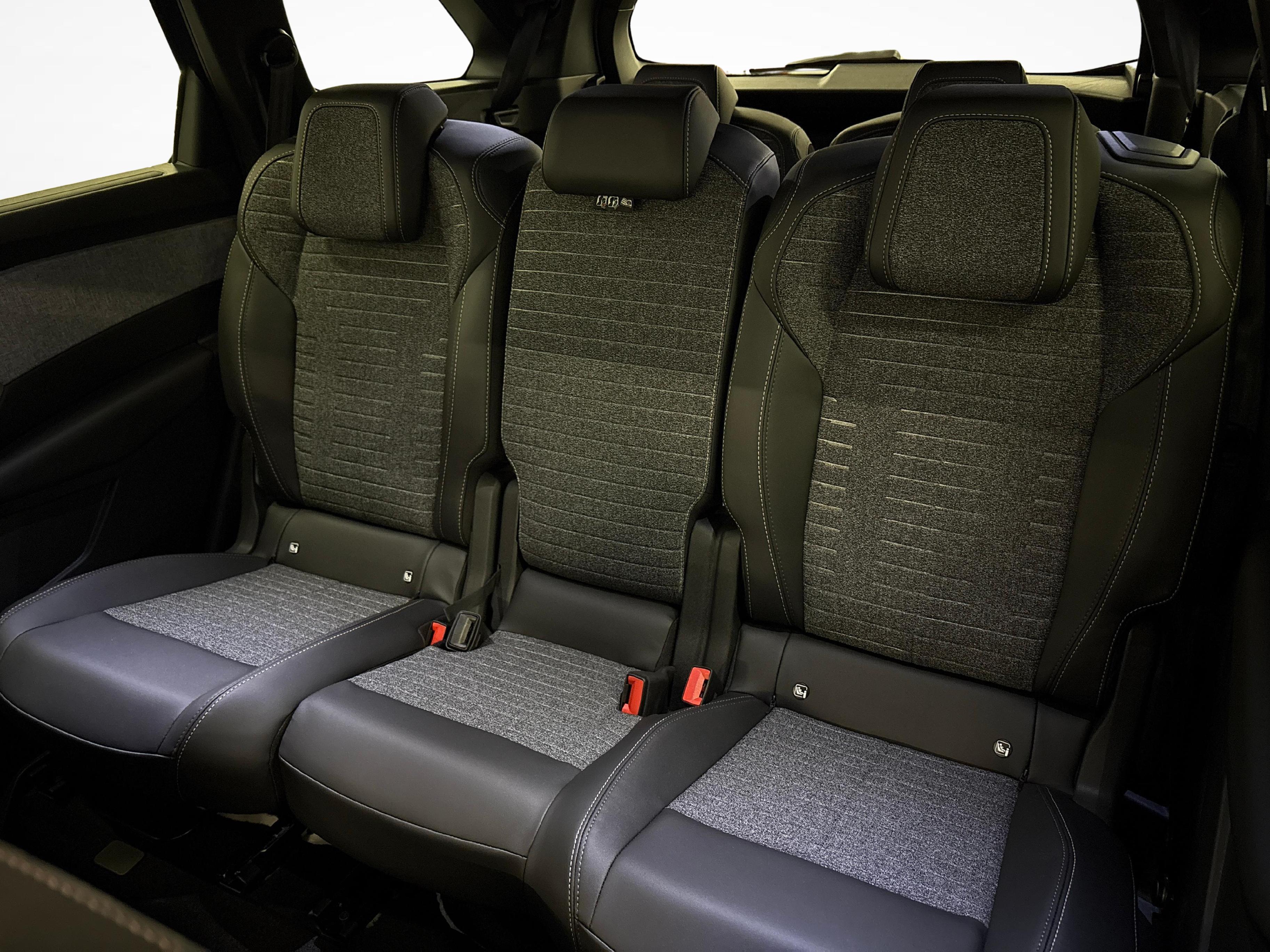 Peugeot 5008 1.2 Hybrid Allure Premium_14