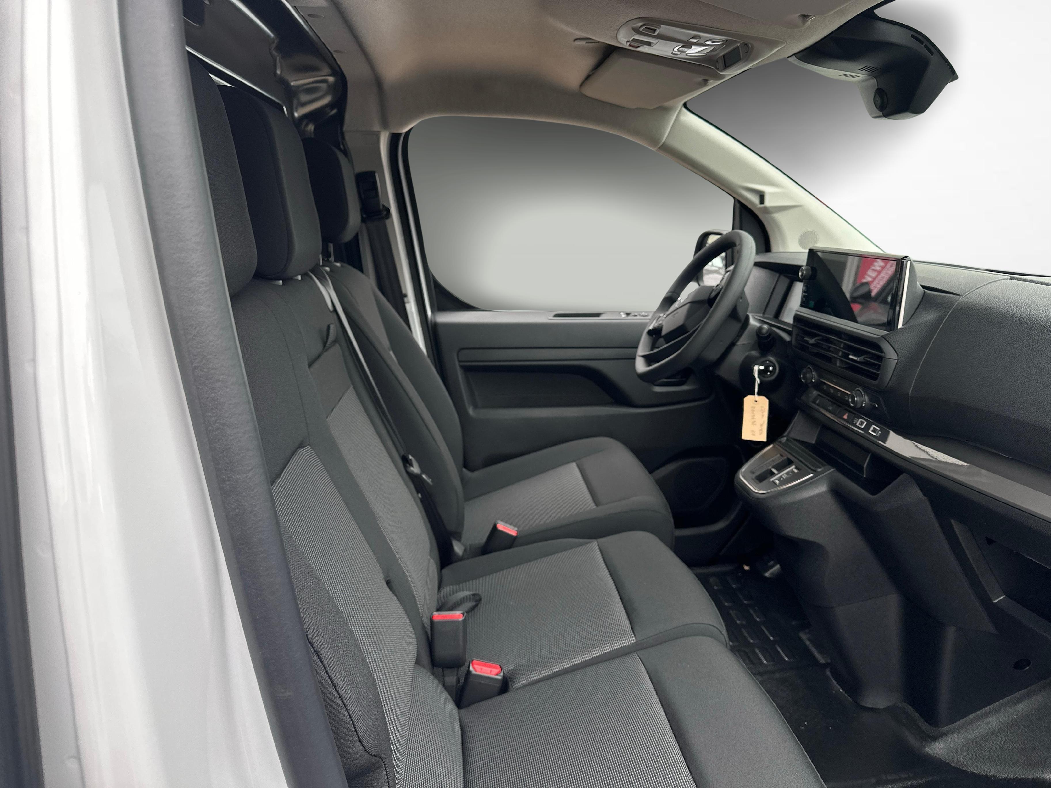 Citroën Jumpy Kaw. M 2.2 BlueHDi 150 First S/S_6