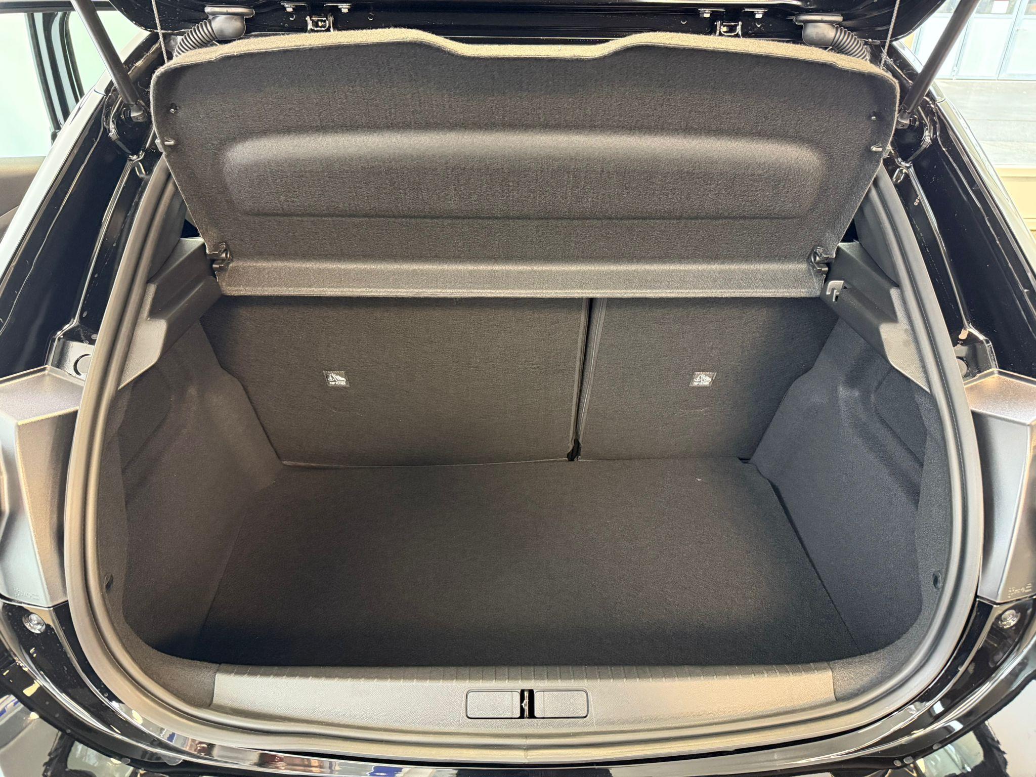 Opel Corsa 1.2 T Hybrid Viva_12