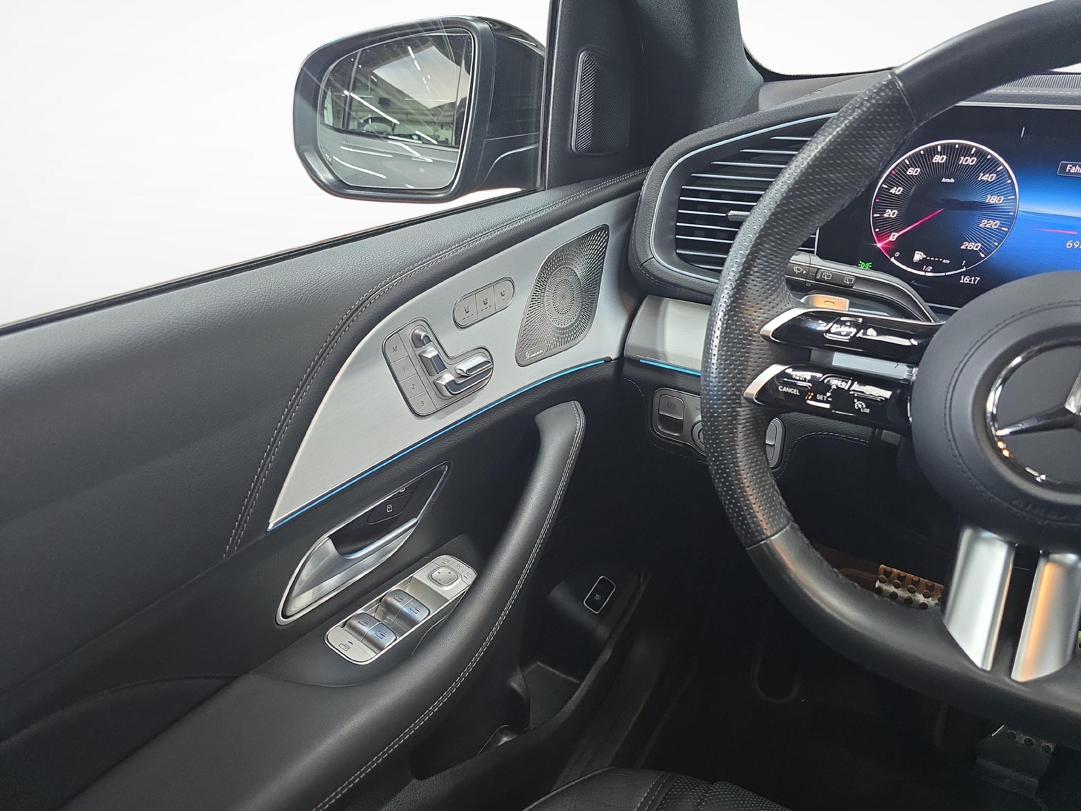 MERCEDES-BENZ GLE 350 de 4MATIC AMG Line_8