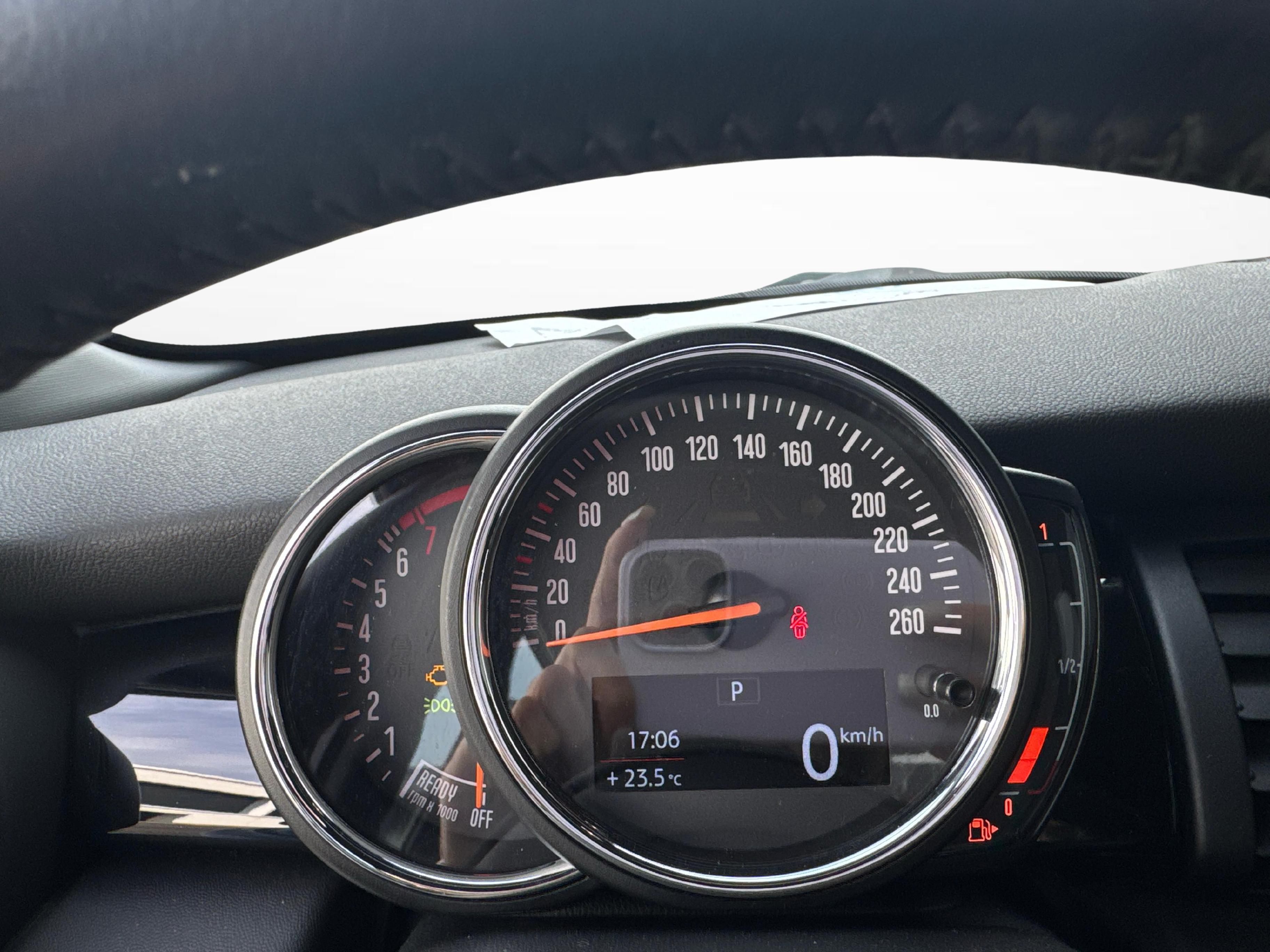 MINI F55 1.5i Cooper_16