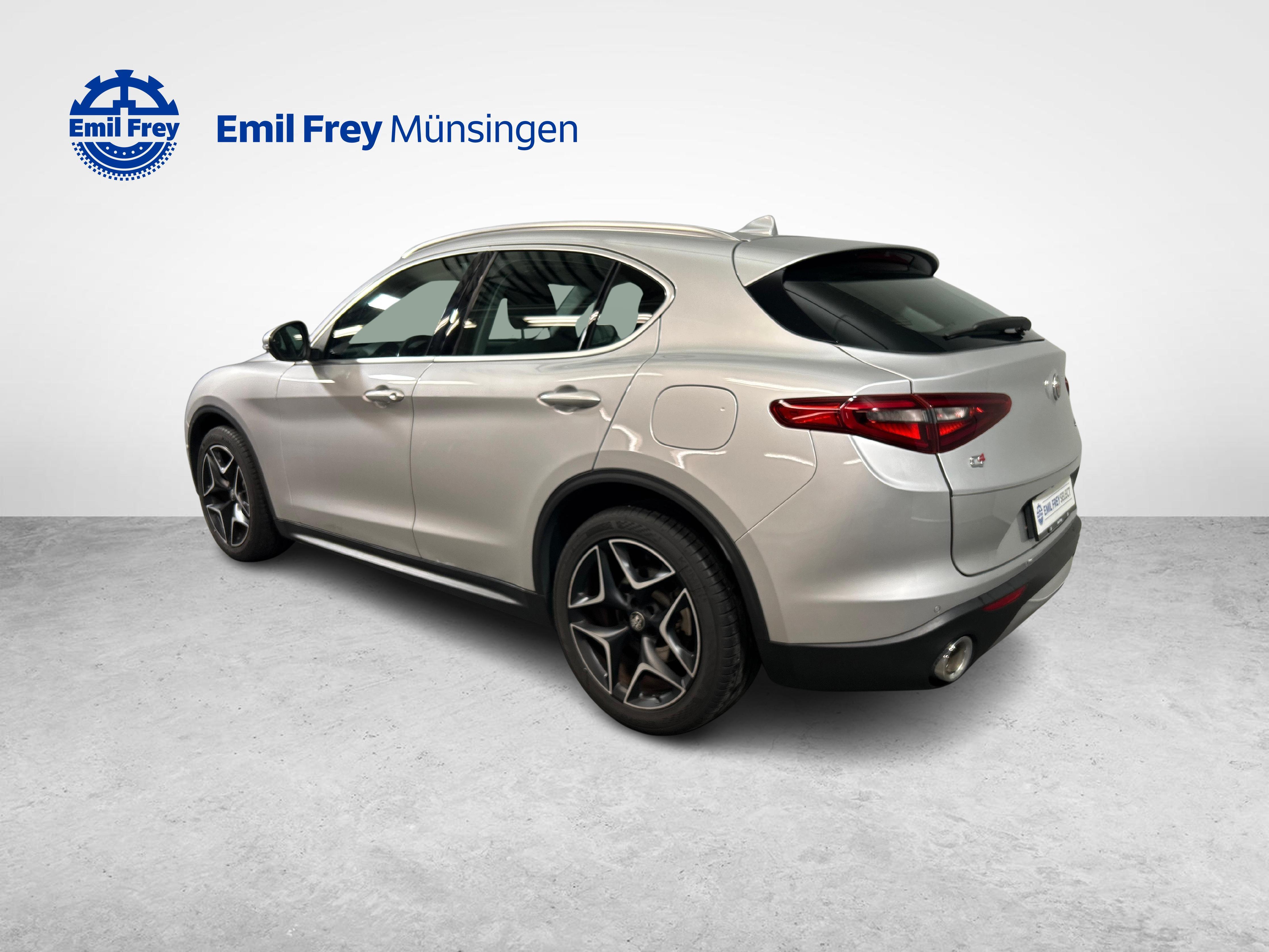 Alfa Romeo Stelvio 2.0 Q4 Super_10