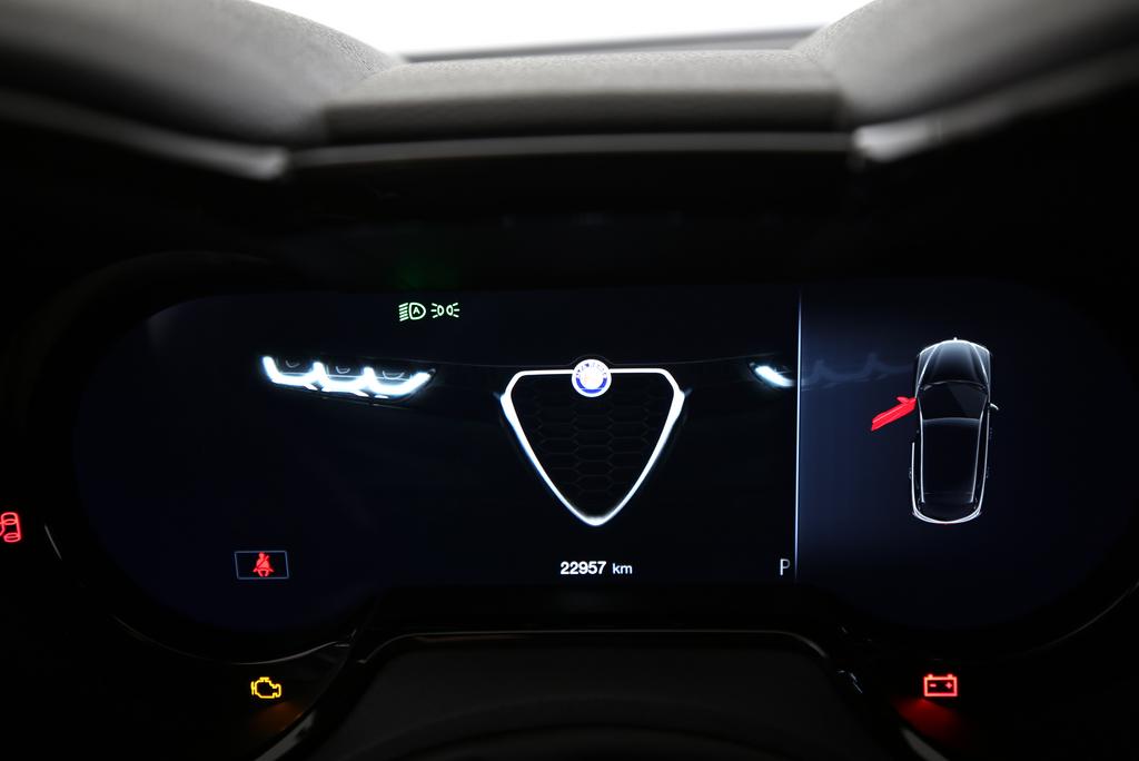 Alfa Romeo Tonale 1.3 Plug-in Hybrid Veloce Q4_11