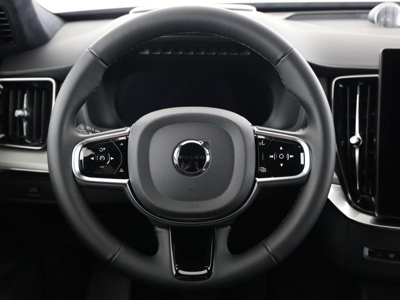 Volvo XC90 2.0 B5 MH Black Edition AWD_9