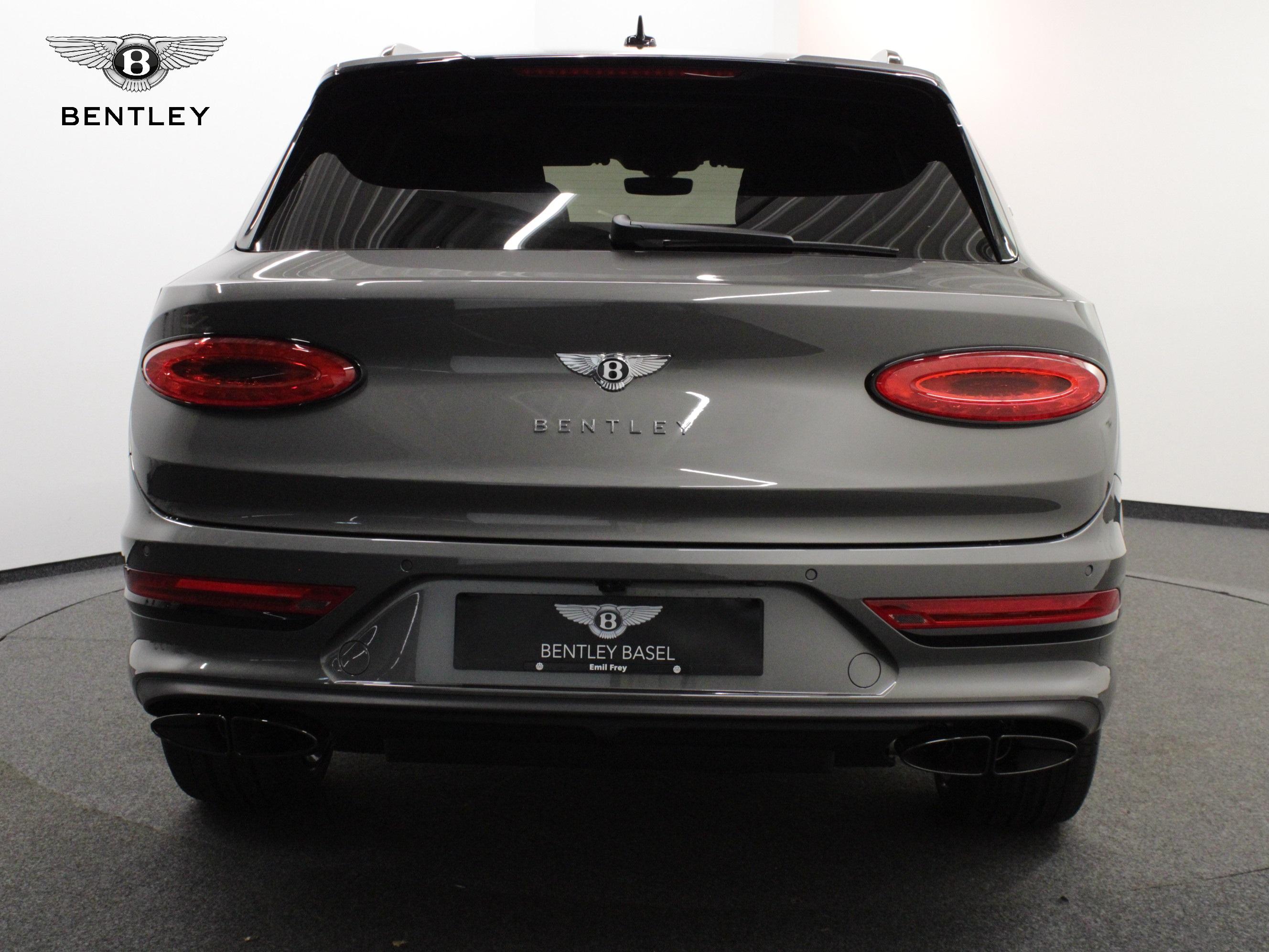 Bentley Bentayga 4.0 V8 Azure_4