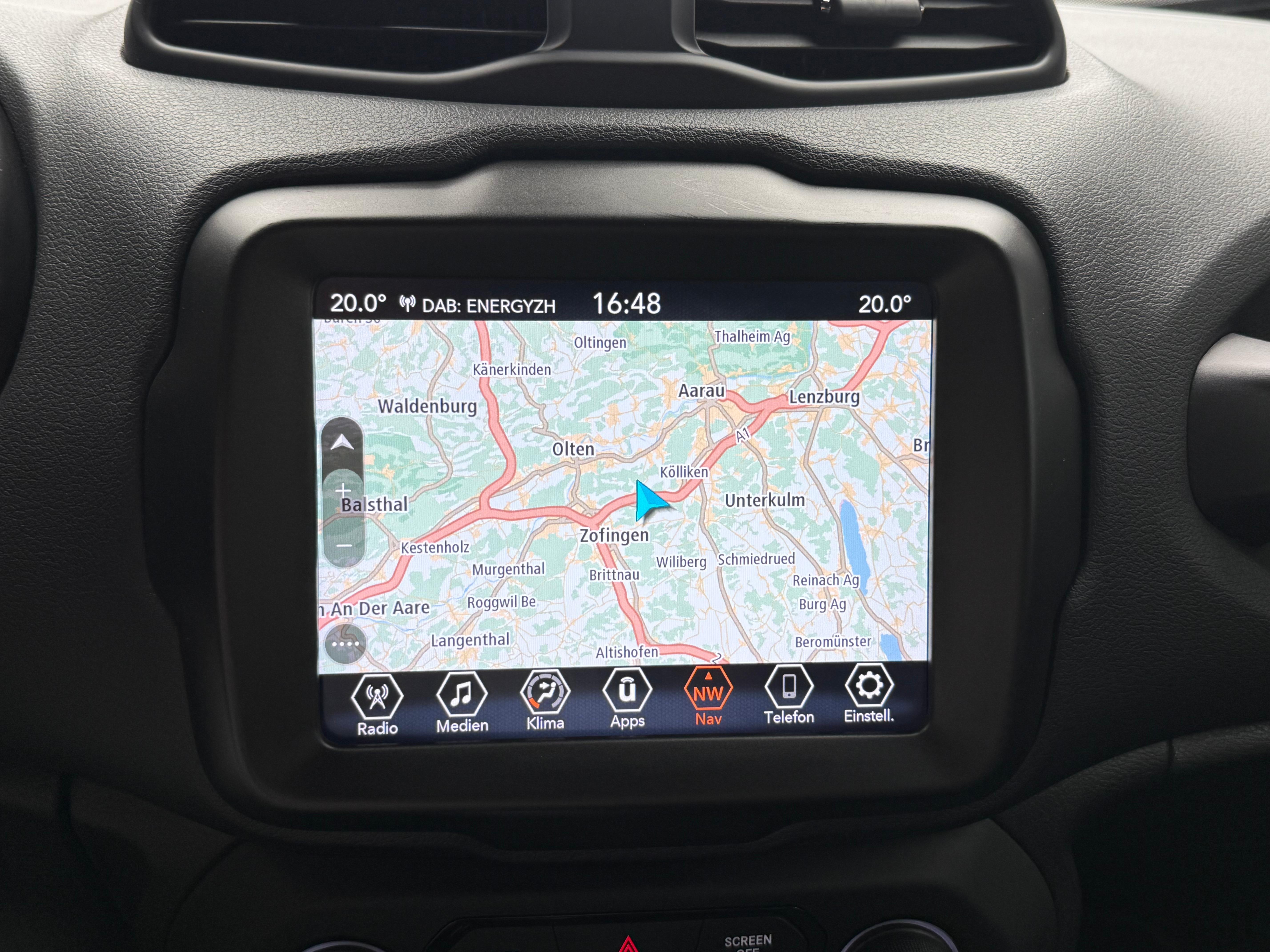JEEP Renegade 1.3 Turbo 80th Anniversary_13