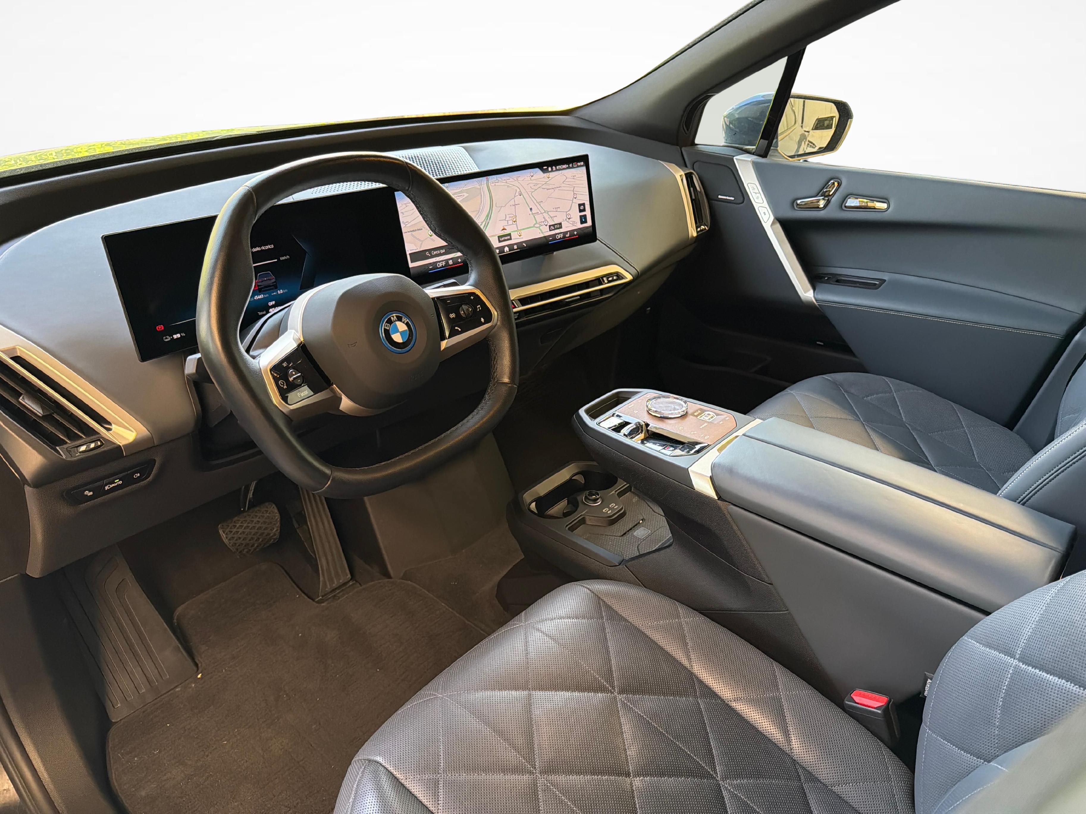 BMW iX M60_13