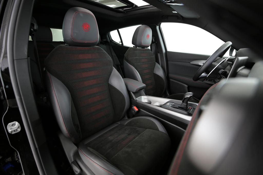 Alfa Romeo Tonale 1.3 Plug-in Hybrid Veloce Q4_11