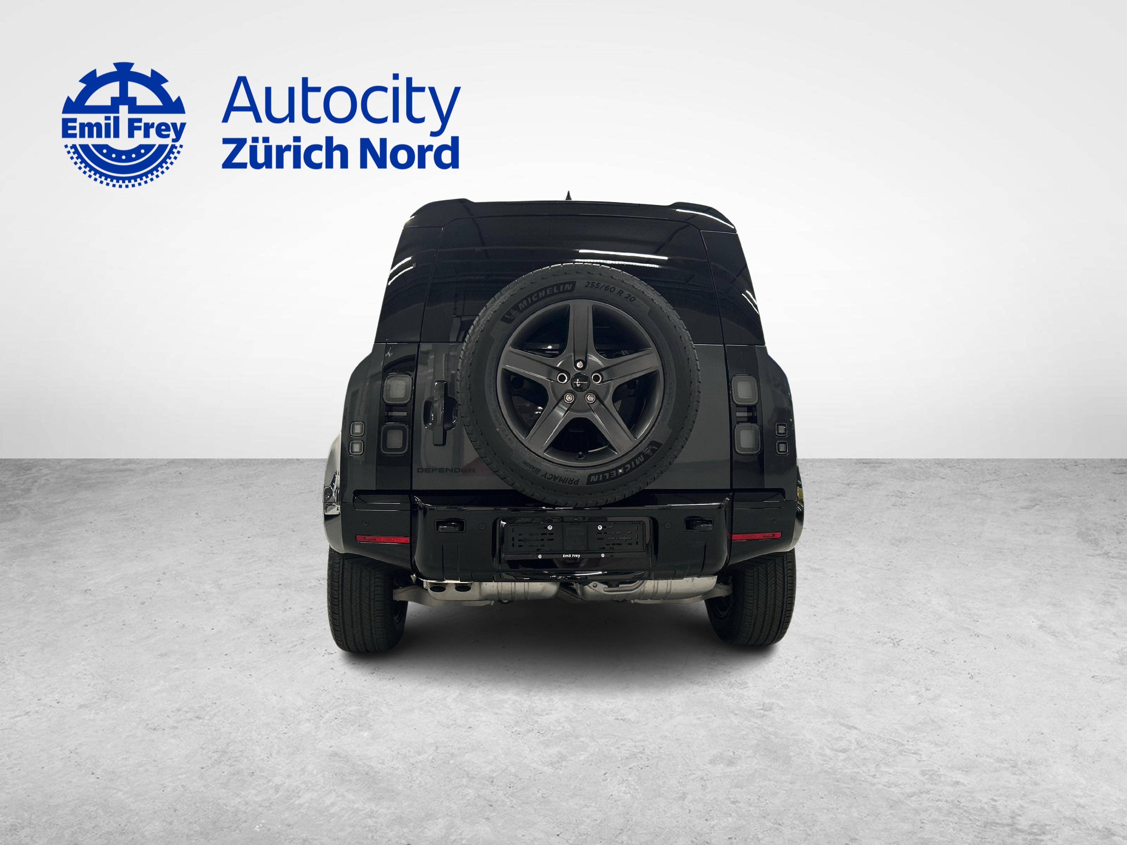 LAND ROVER Defender 90 3.0 D I6 250 X-Dynamic SE_4