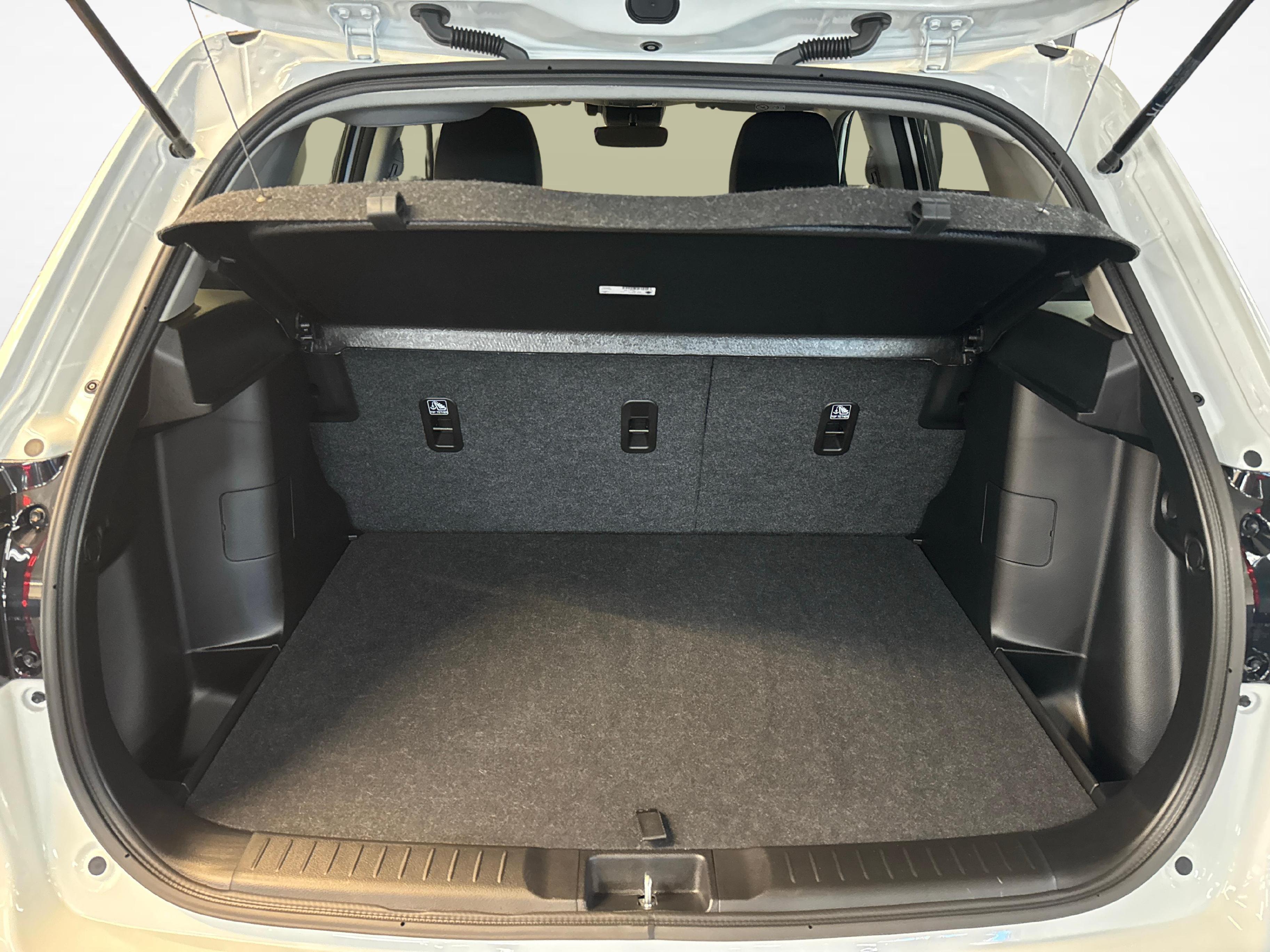 Suzuki Vitara 1.4 T Compact+ Hybrid 4x4_16