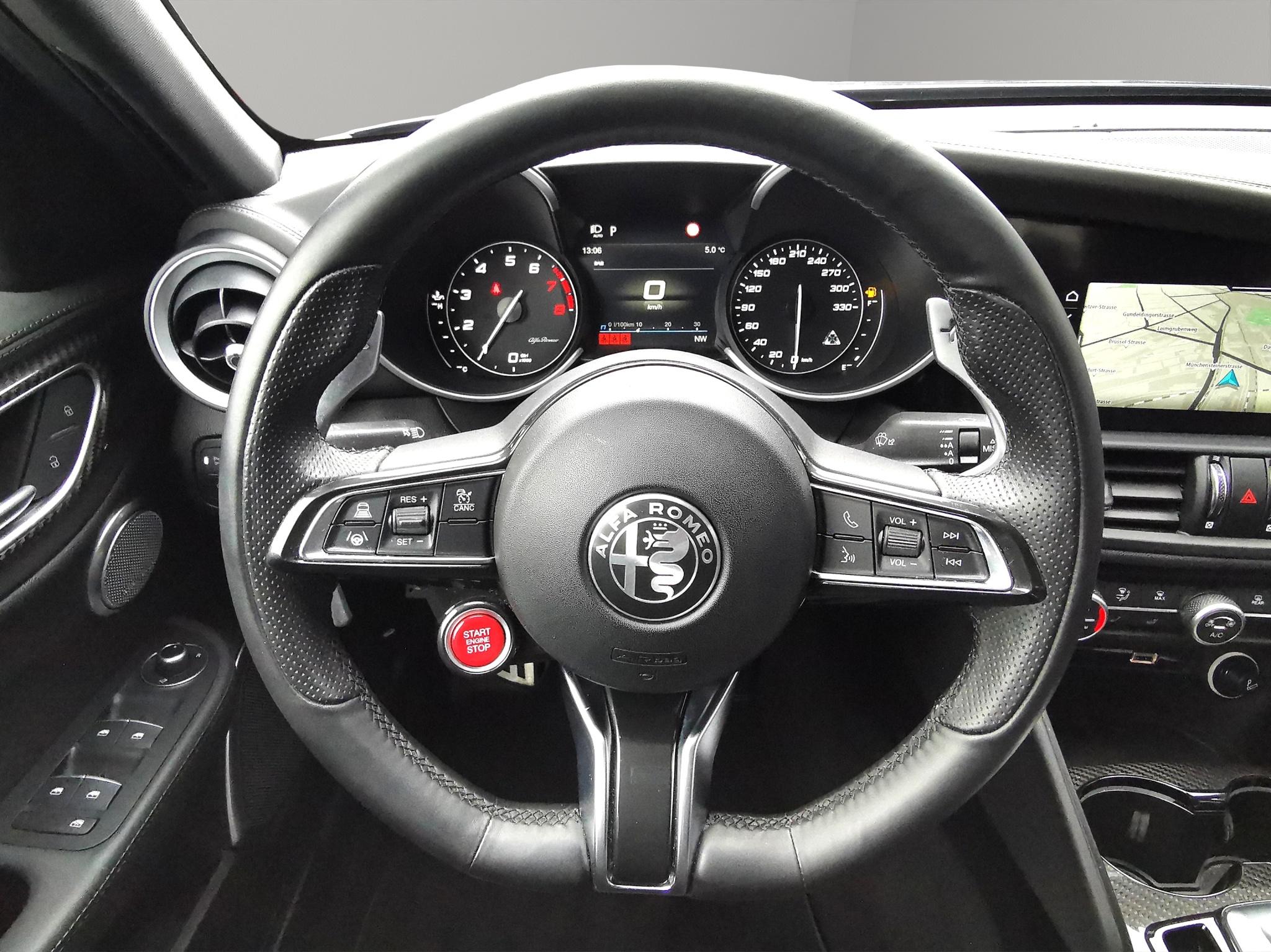 Alfa Romeo Giulia 2.9 V6 Biturbo Quadrifoglio_5