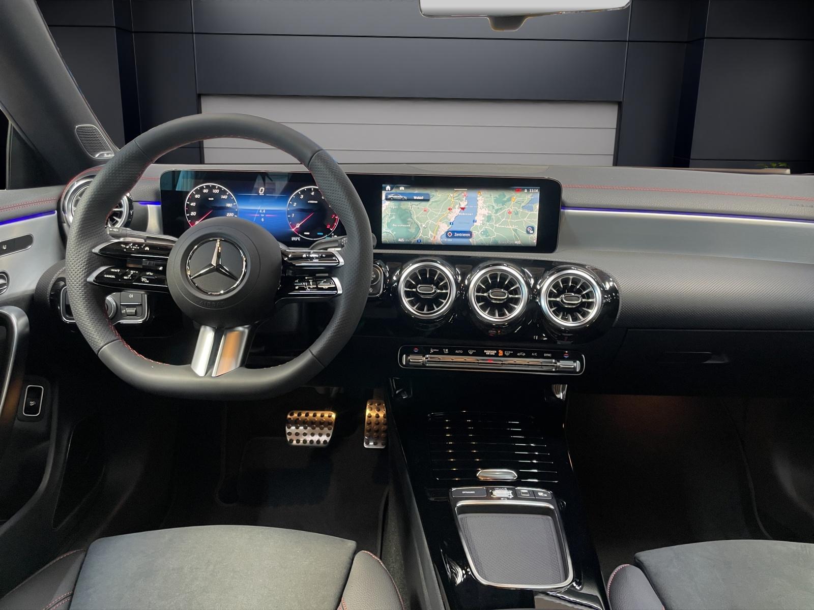 MERCEDES-BENZ CLA 200 AMG Line_5