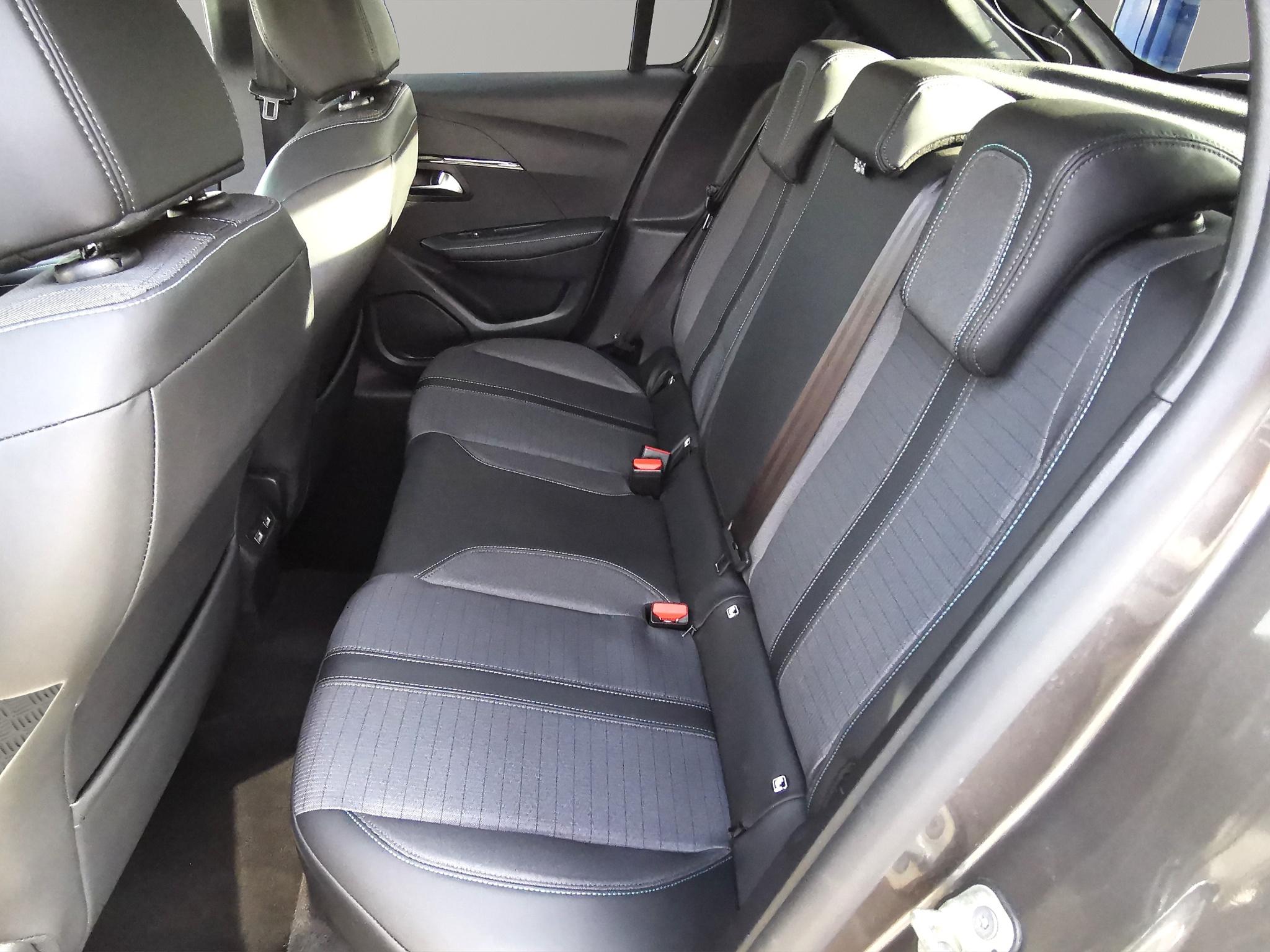Peugeot 208 1.2 PureTech 100 Allure Pack_8