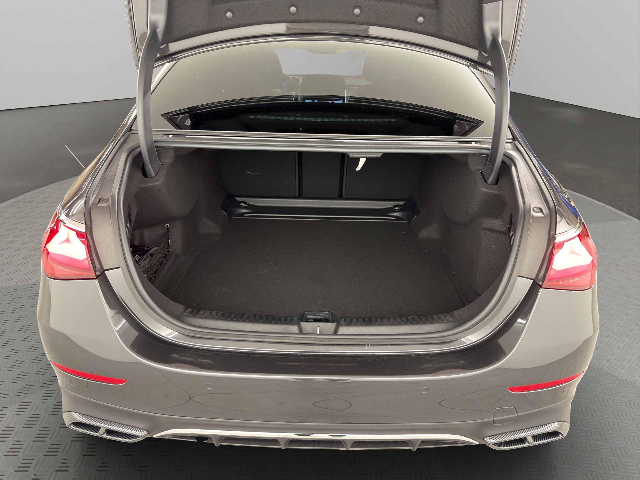 MERCEDES-BENZ E 220 d AMG Line 4matic_7