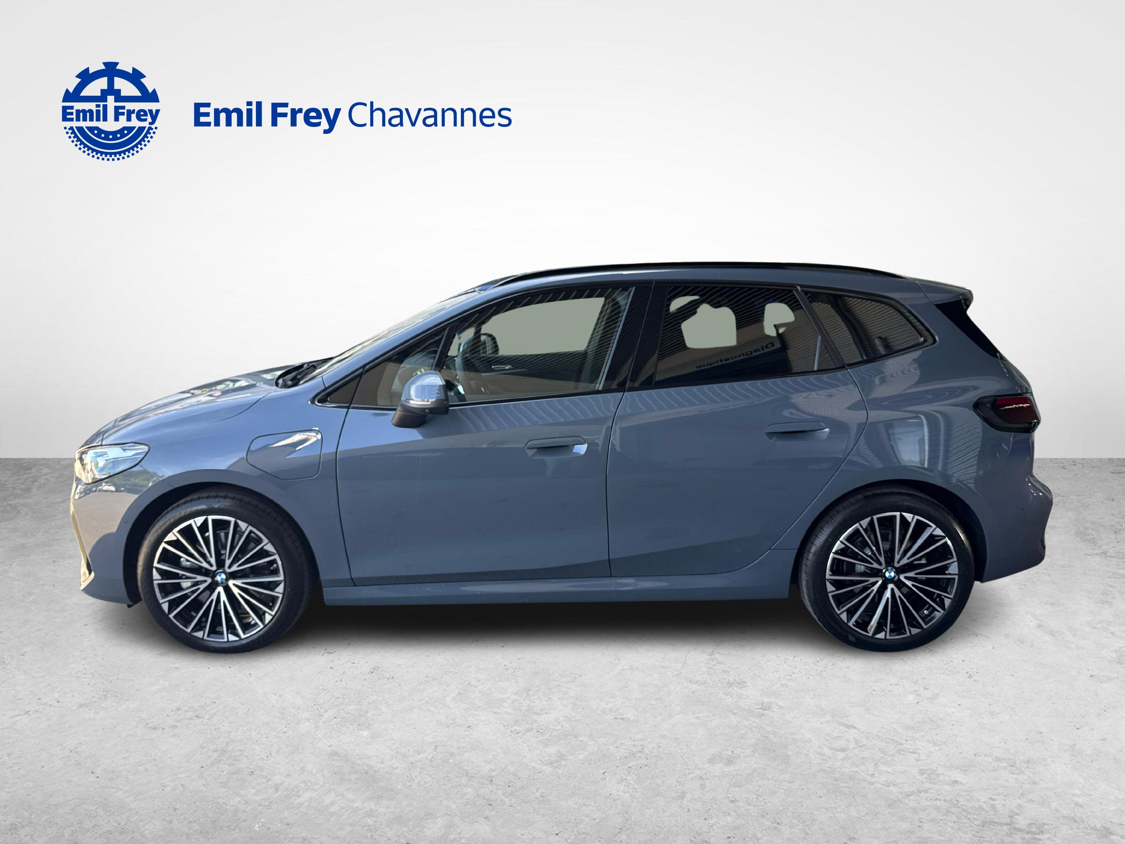 BMW 230e xDrive Active Tourer Kit Sport M_2