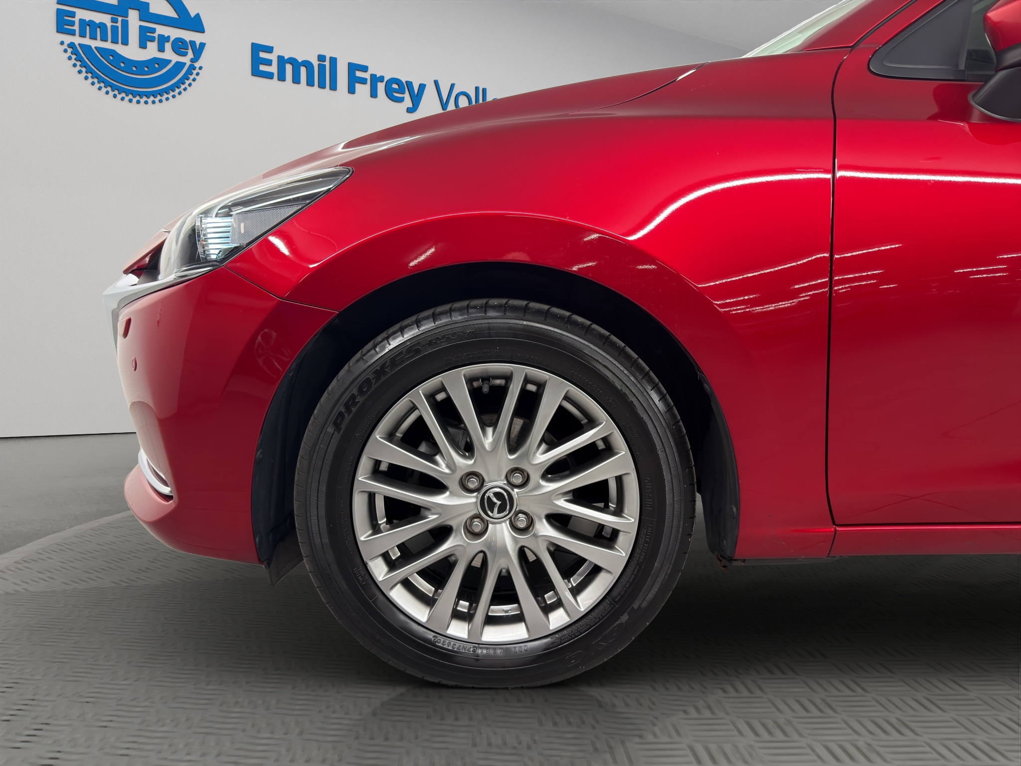 MAZDA 2 1.5 90 Revolution_4