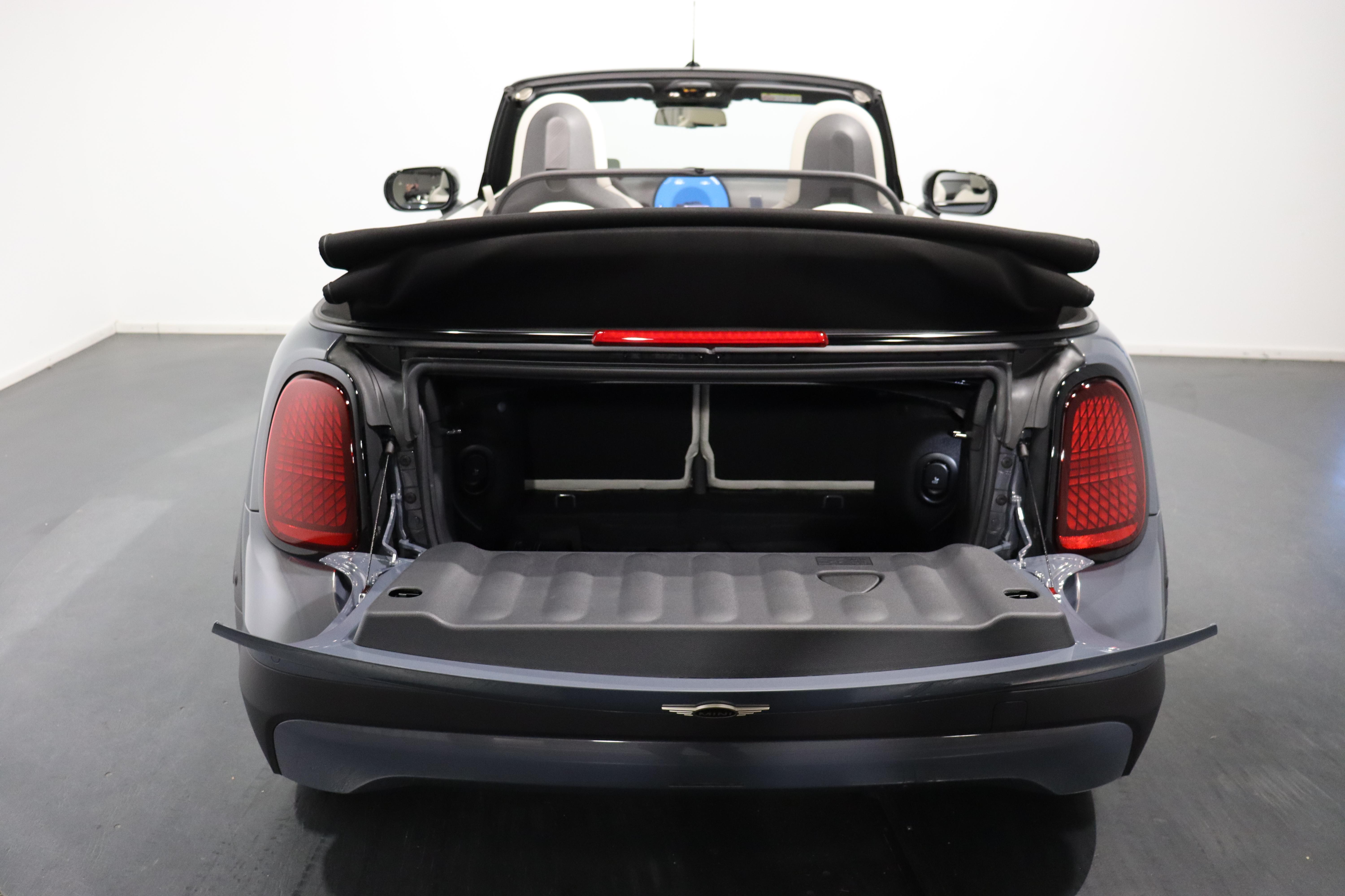 MINI Cabrio F67 2.0i Cooper S_7