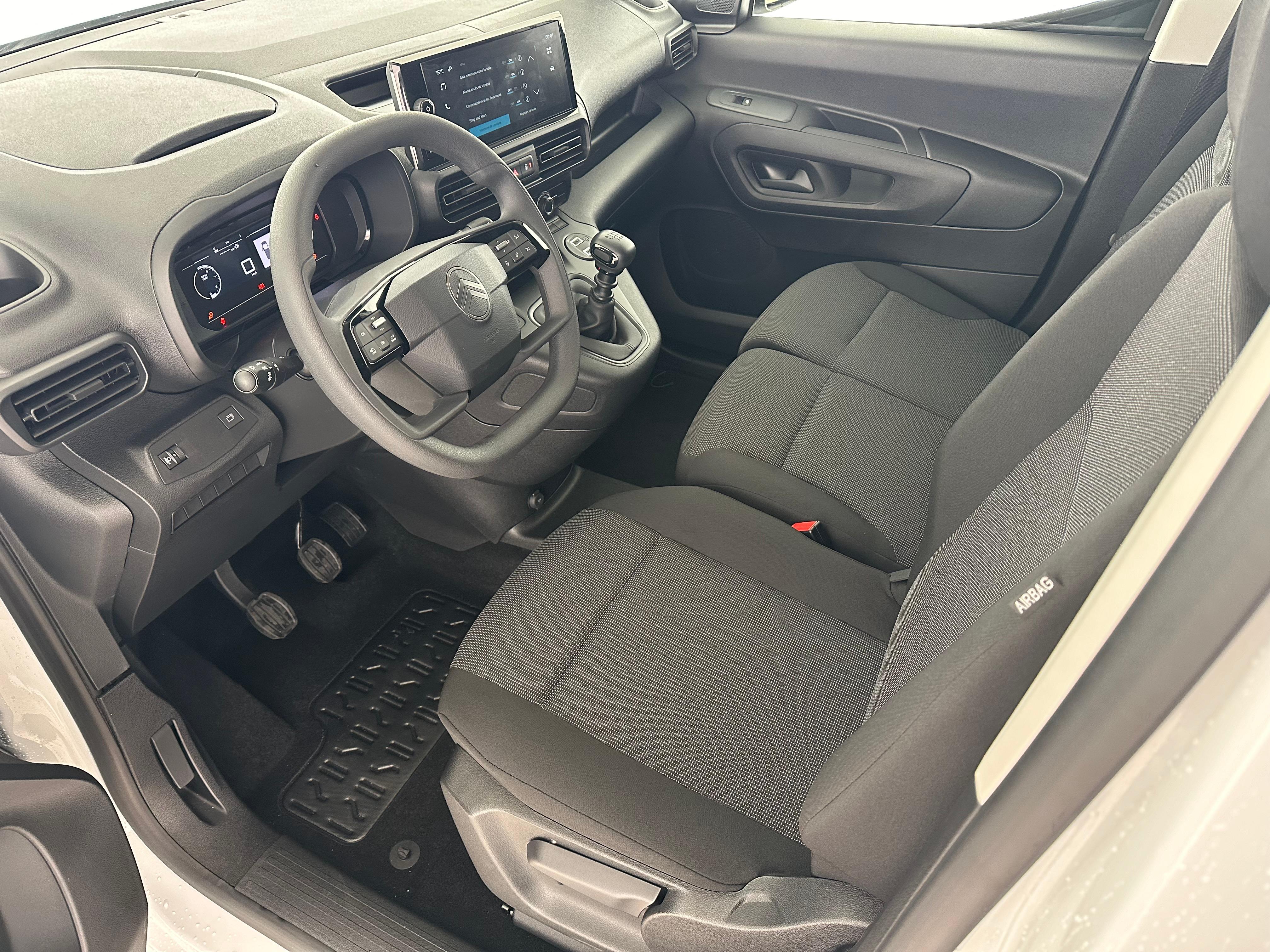 Citroën M 1.5 BlueHDi 100 S/S_5