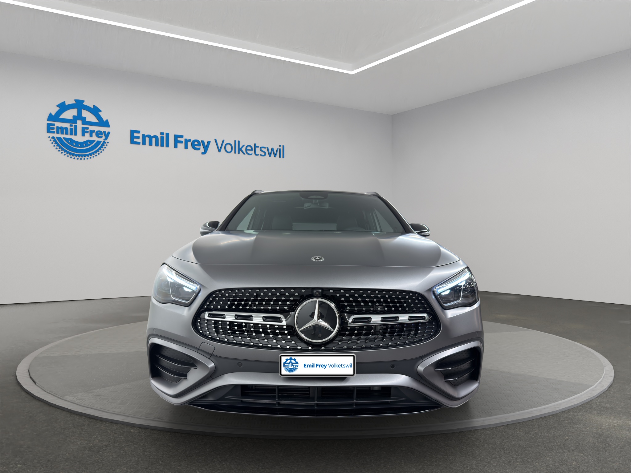 MERCEDES-BENZ GLA 250 Swiss Star AMG Line 4matic_5
