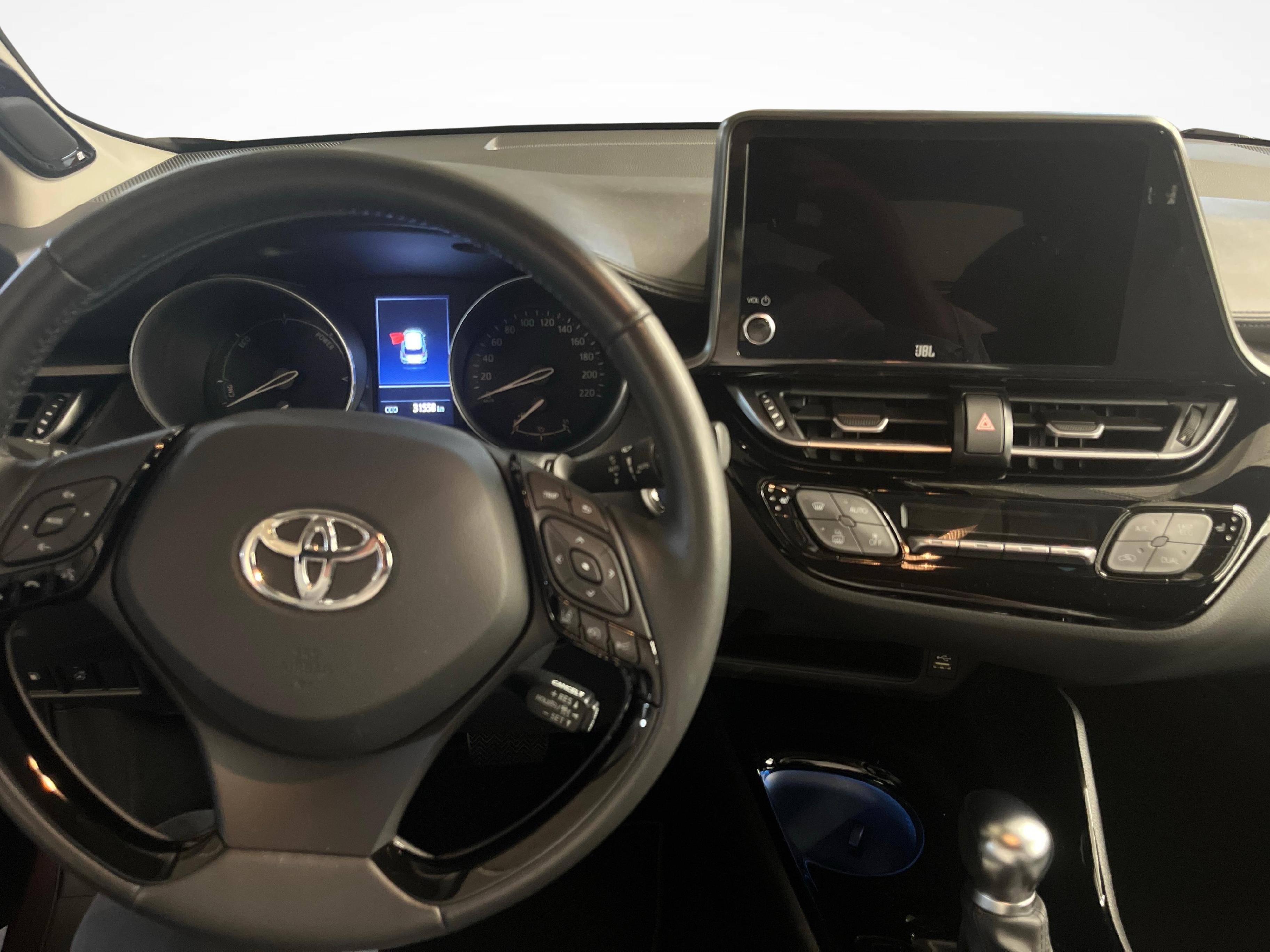 Toyota C-HR 2.0 VVTi HSD Trend_9