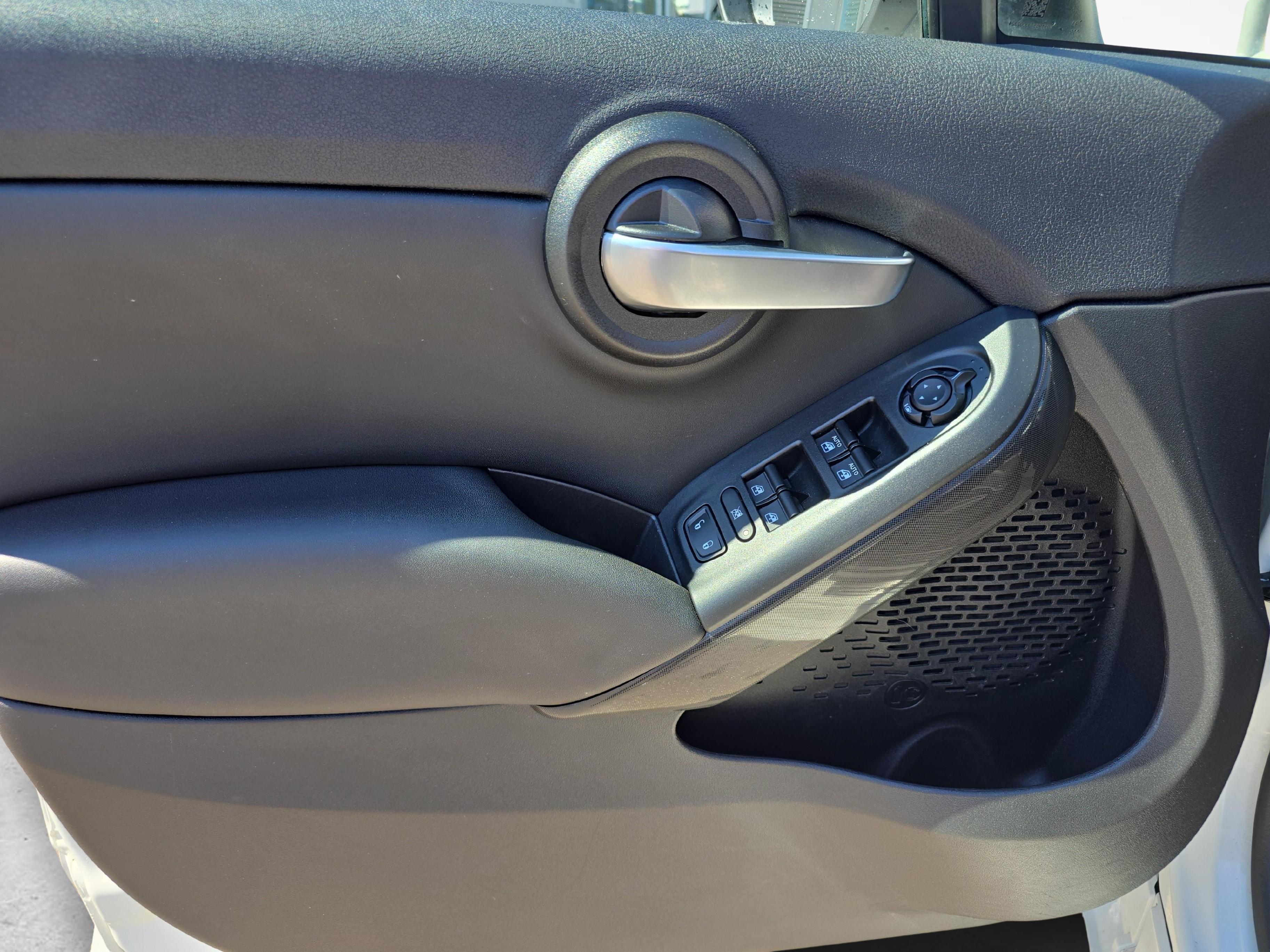 Fiat 500 X 1.5 Hybrid Dolcevita Swiss Edition / ab 3,99% Leasing bei Abschluss einer Protect Autoversicherung_19