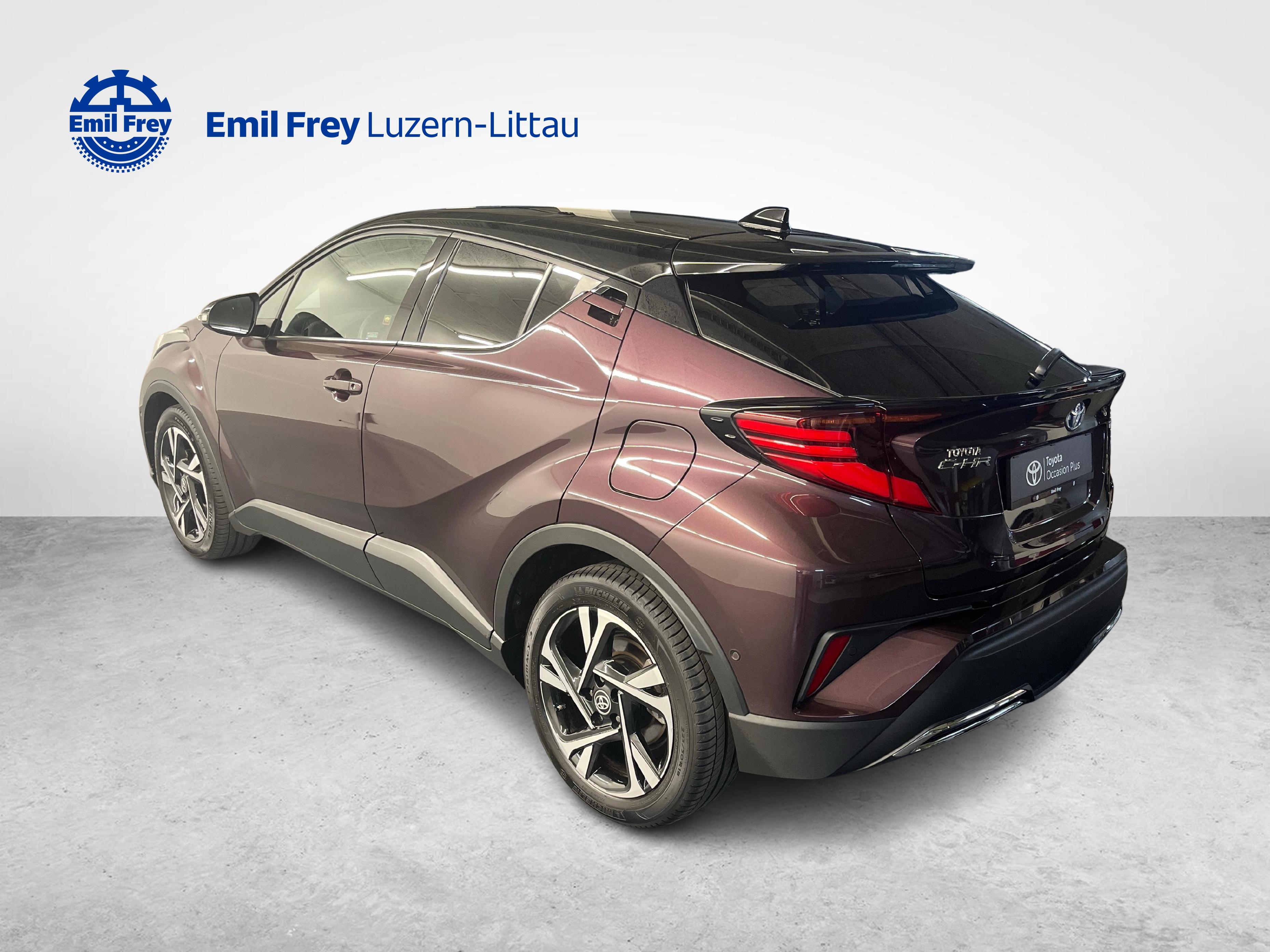 Toyota C-HR 2.0 VVTi HSD Trend_3