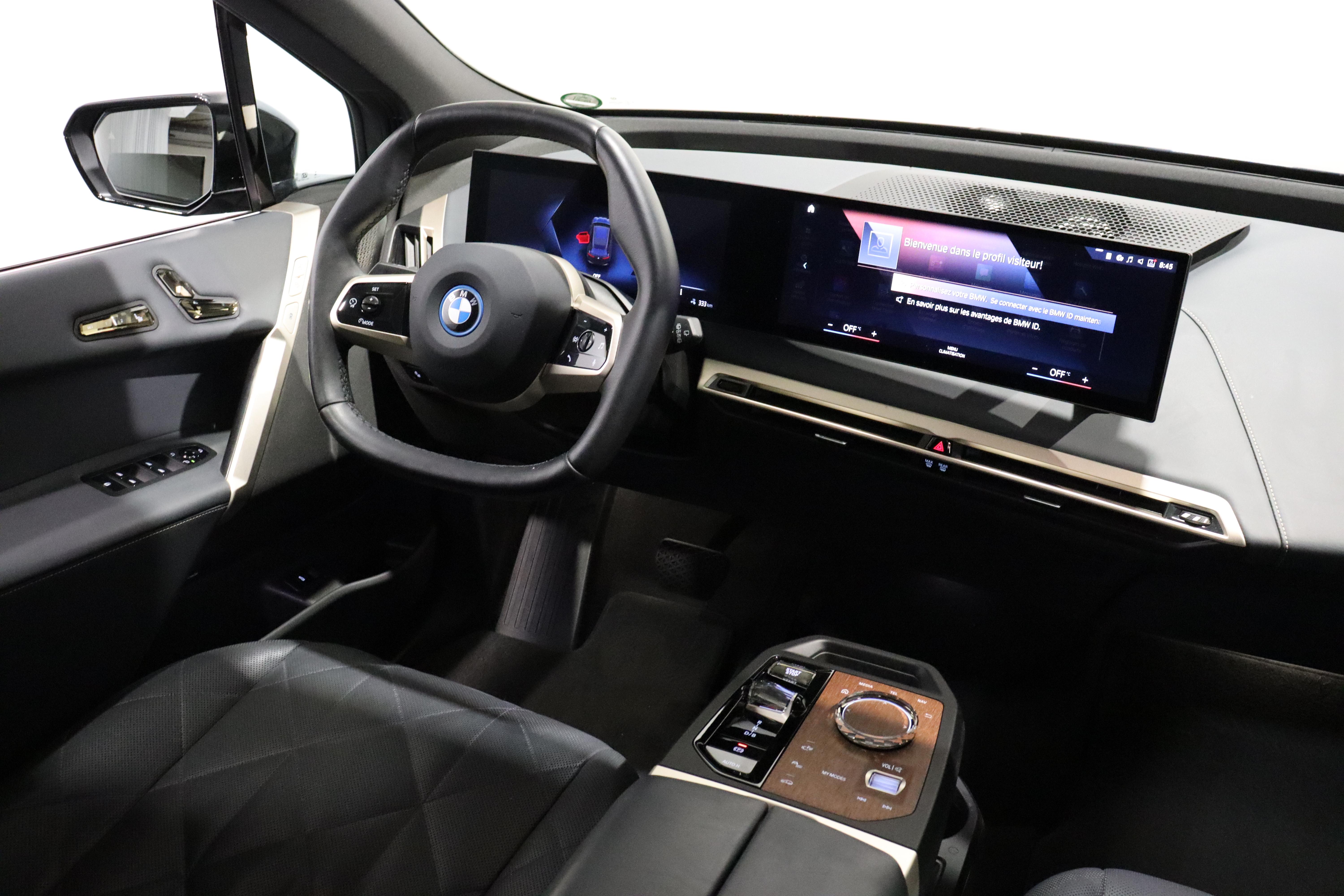 BMW iX M60_9