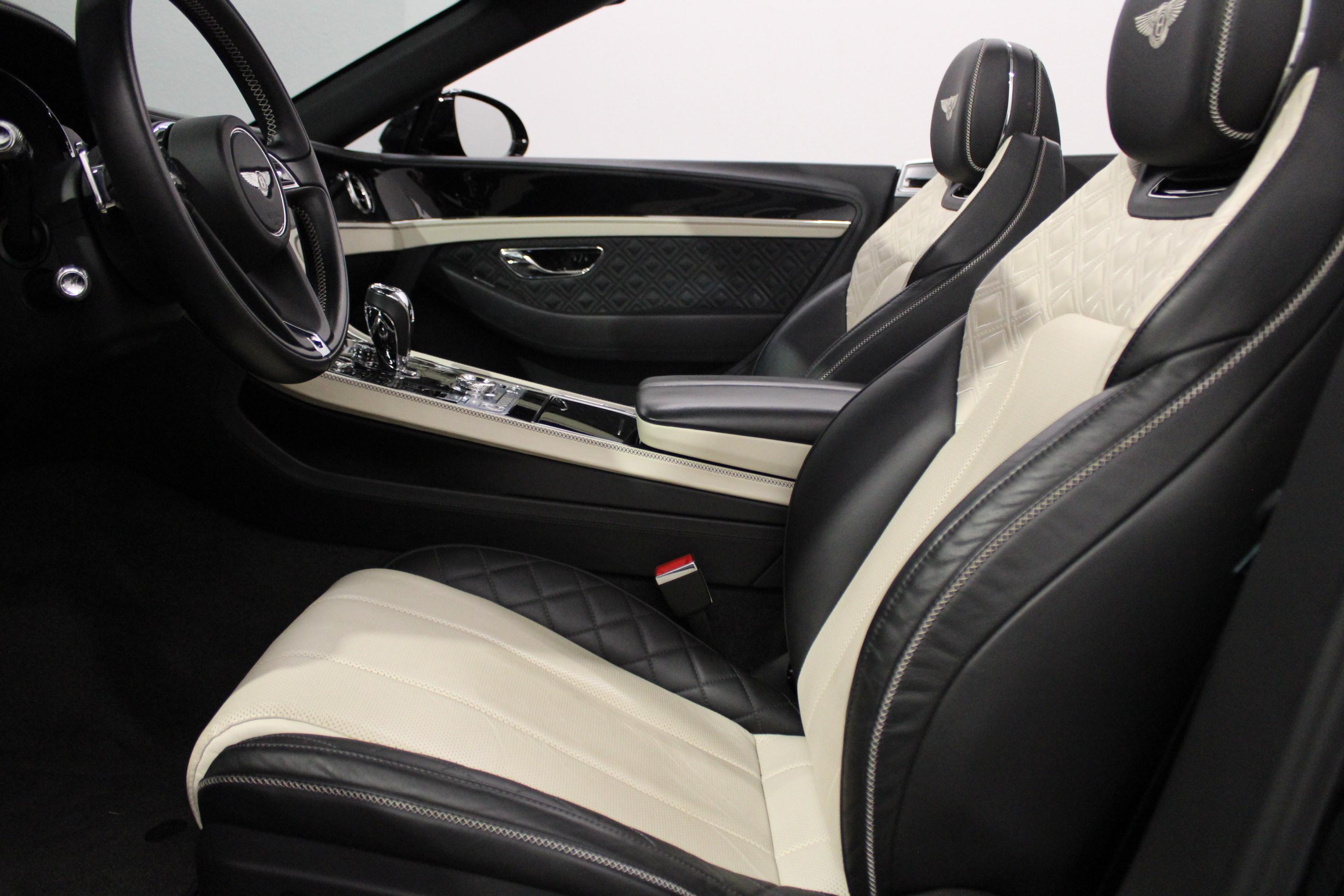 Bentley Continental GTC 6.0 W12_16